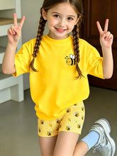 2pcs Little Girls Bee Print T-Shirt & Striped Shorts Set - Buttercu...