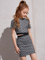 2pcs Big Girls Geo Print Crop Top & Mini Skirt Set - Onyx | 21 Cent...