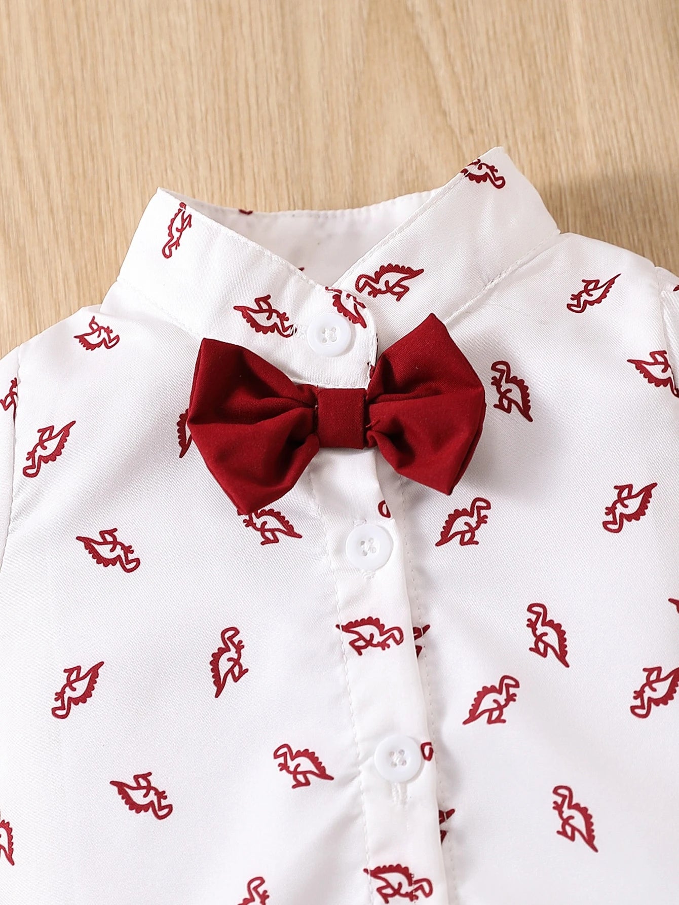 2pcs Baby Boys Dinosaur Print Bow Bodysuit & Suspender Shorts - Ivo...
