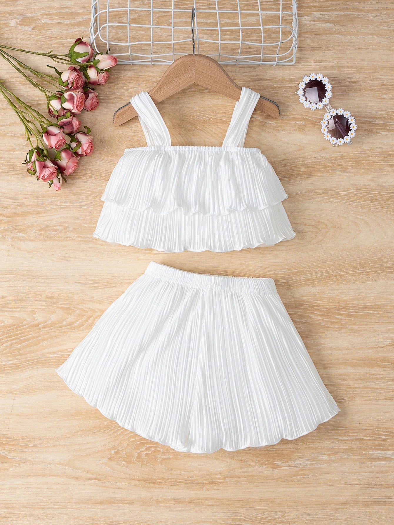 2pcs Girls Pleated Tiered Cami Top & Shorts Set - Ivory | 21 Centur...