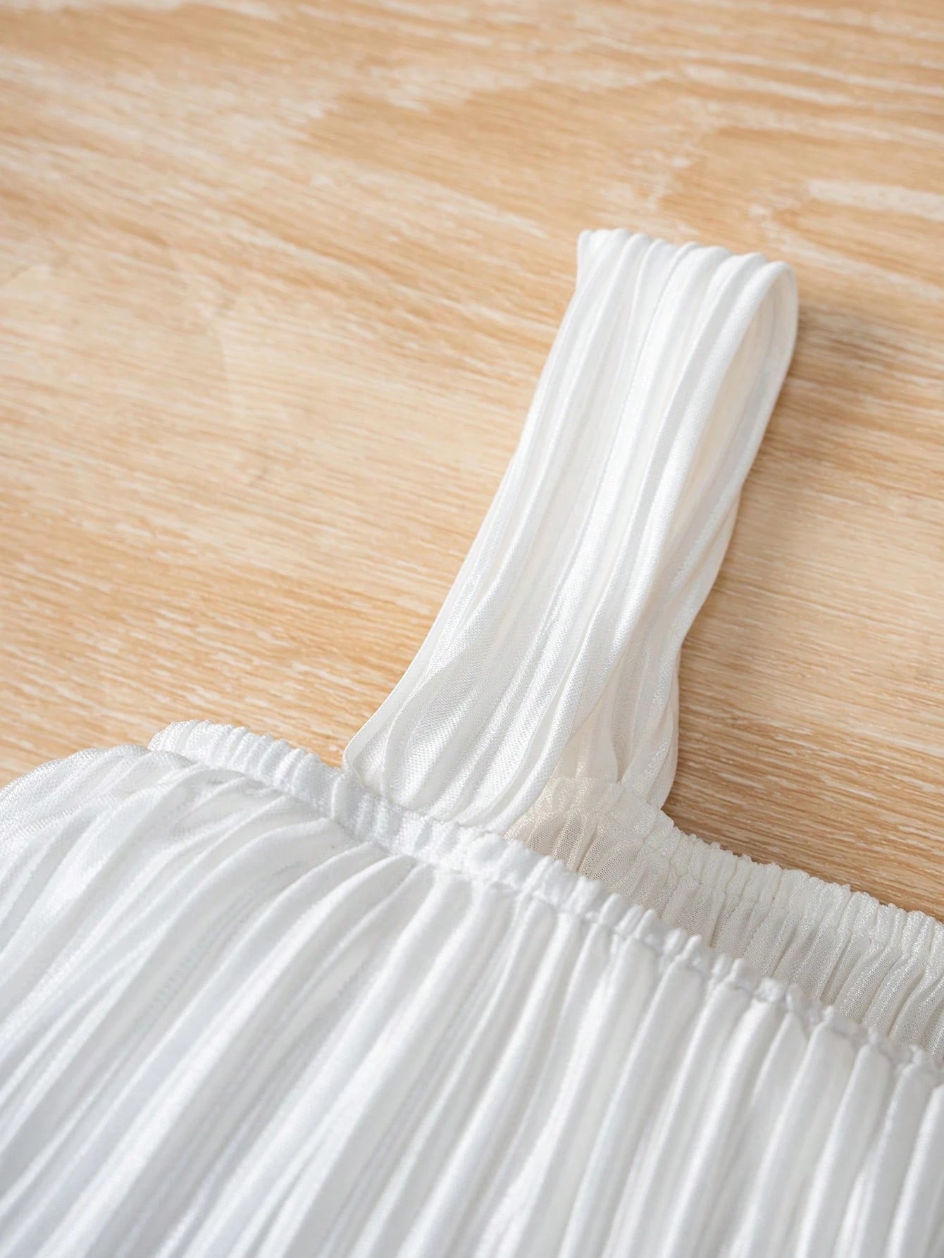 2pcs Girls Pleated Tiered Cami Top & Shorts Set - Ivory | 21 Centur...