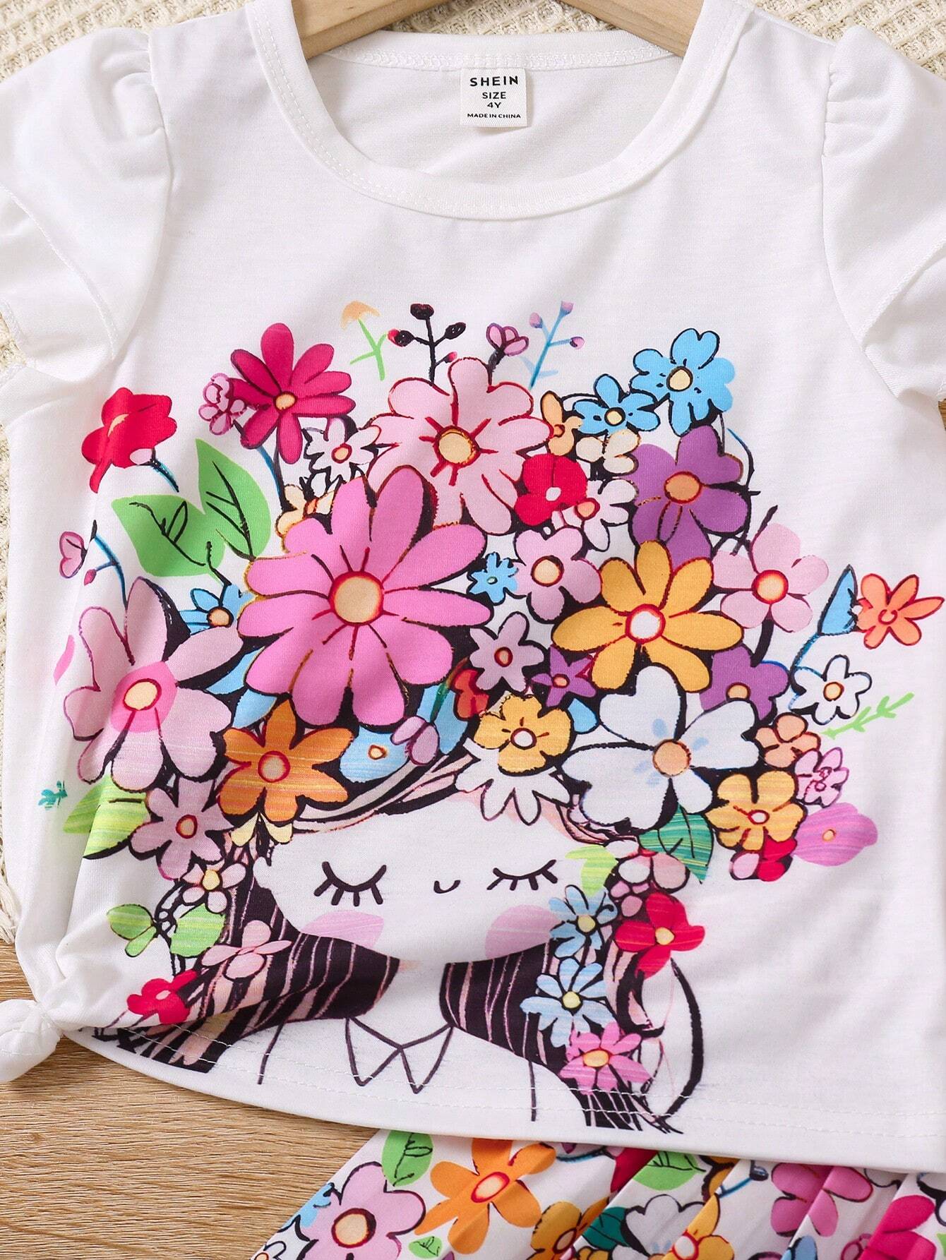 2pcs Little Girls Floral Graphic Knotted Tee & Pleated Wide-Leg Pan...