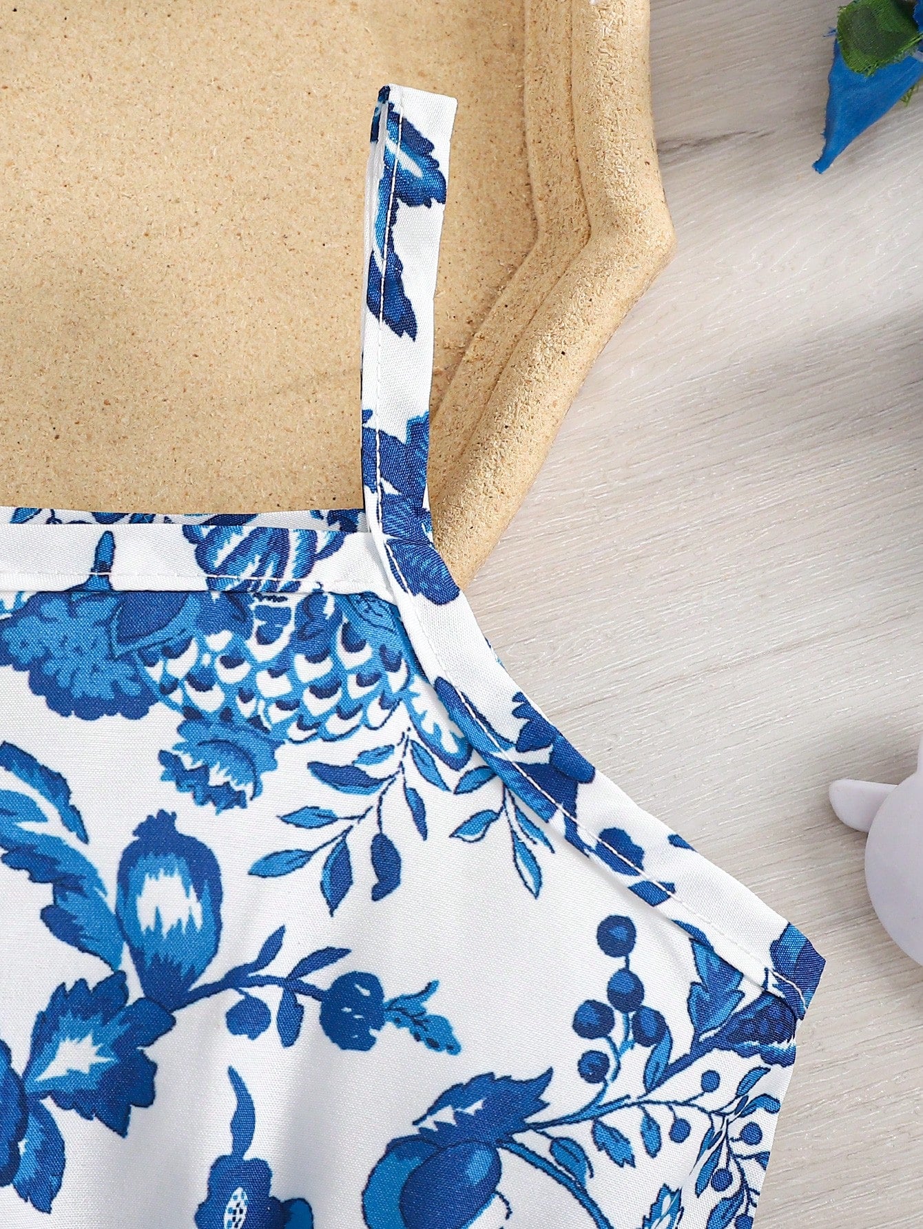 2pcs Girls Floral Spaghetti Strap Dress & Hat Set - Ivory