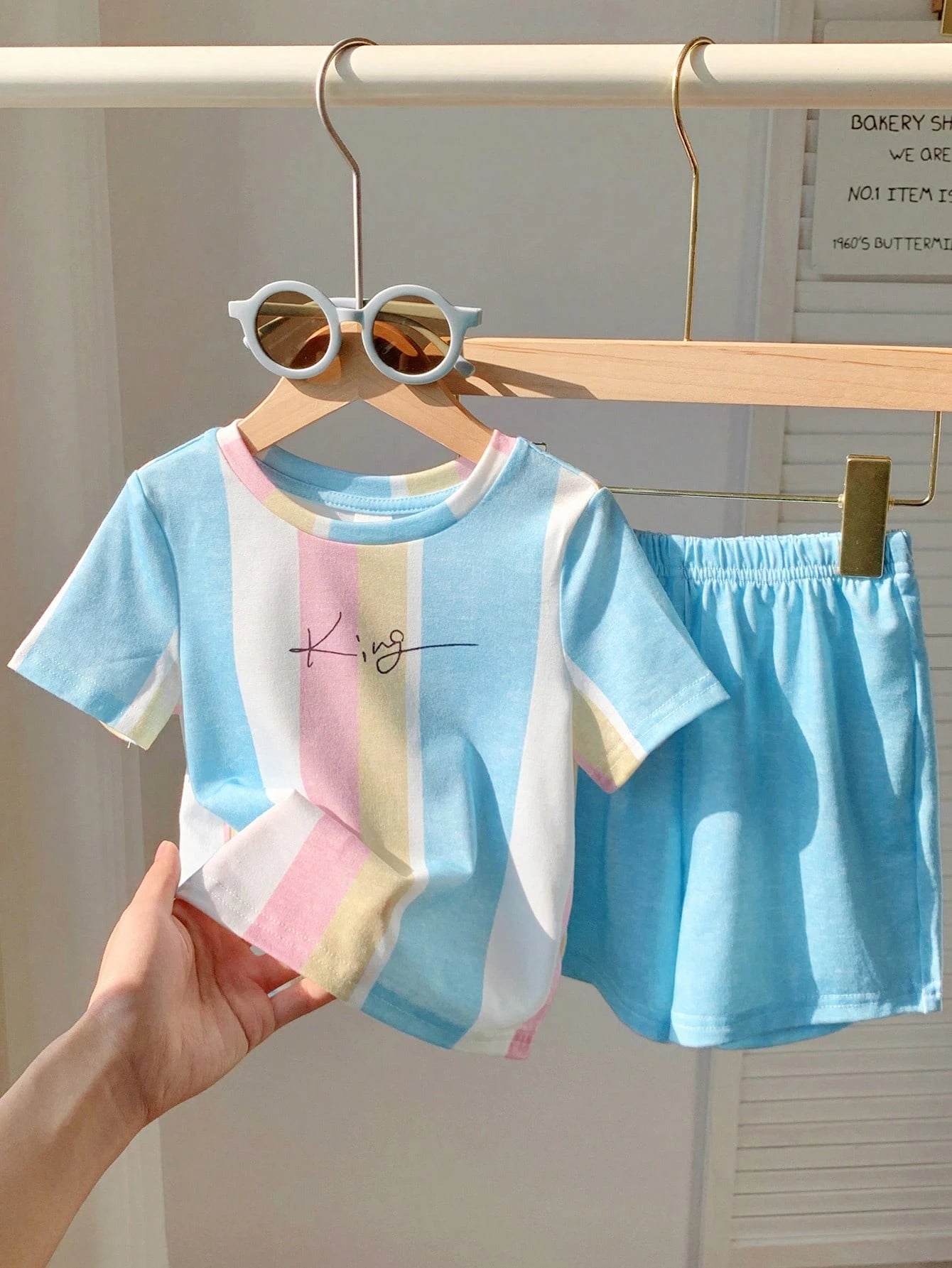 2pcs Little Boys Rainbow Stripe Tee & Shorts Set - Cerulean