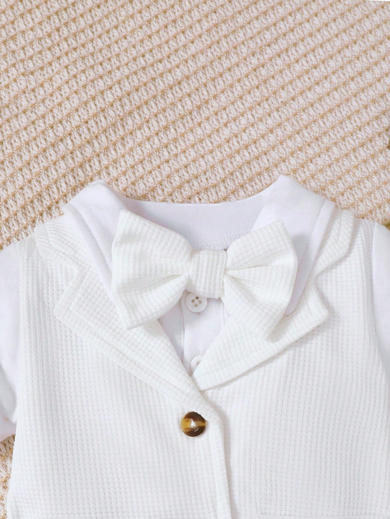 3pcs Baby Boys Waffle Vest Bodysuit & Shorts Set - Ivory | 21 Centu...