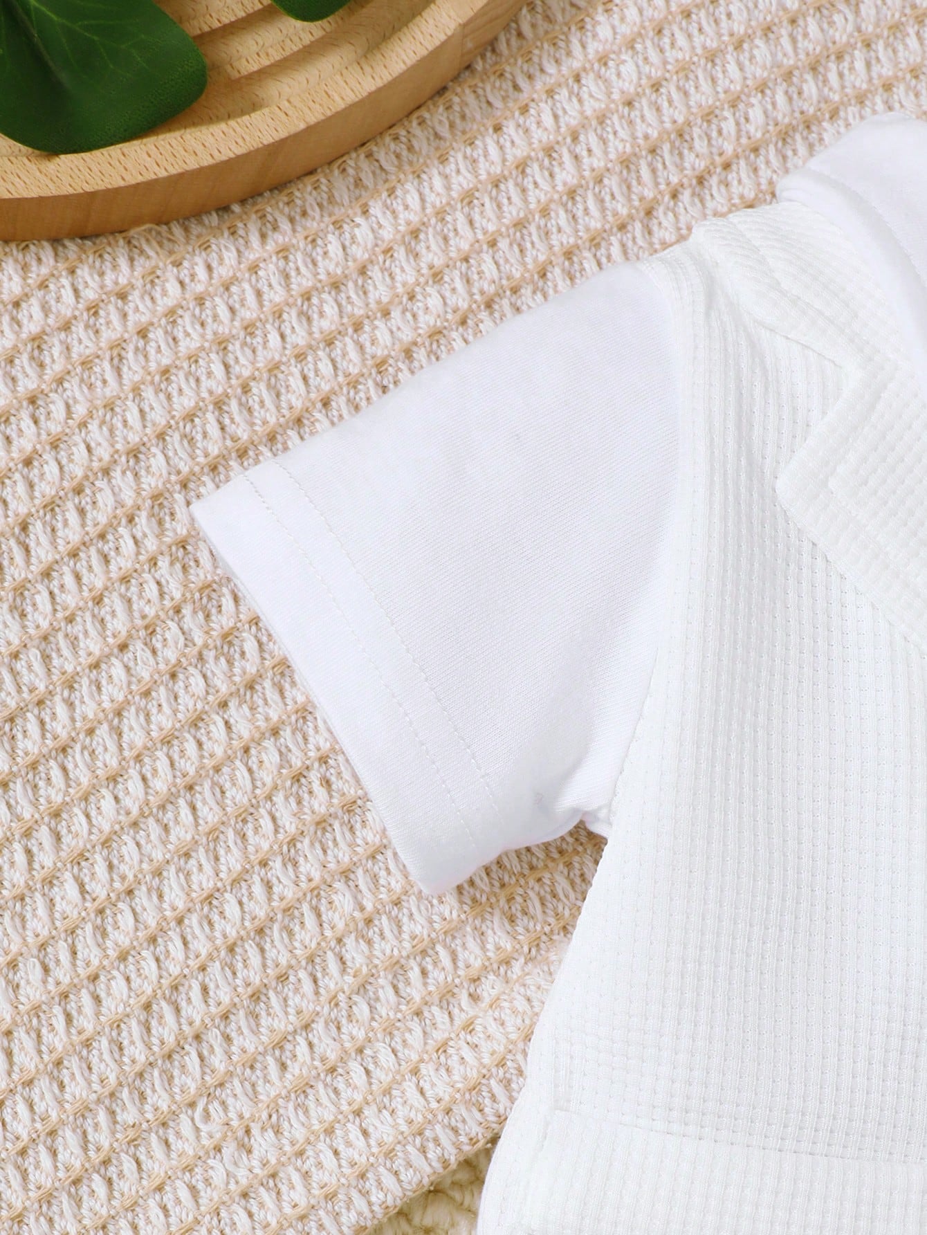 3pcs Baby Boys Waffle Vest Bodysuit & Shorts Set - Ivory | 21 Centu...