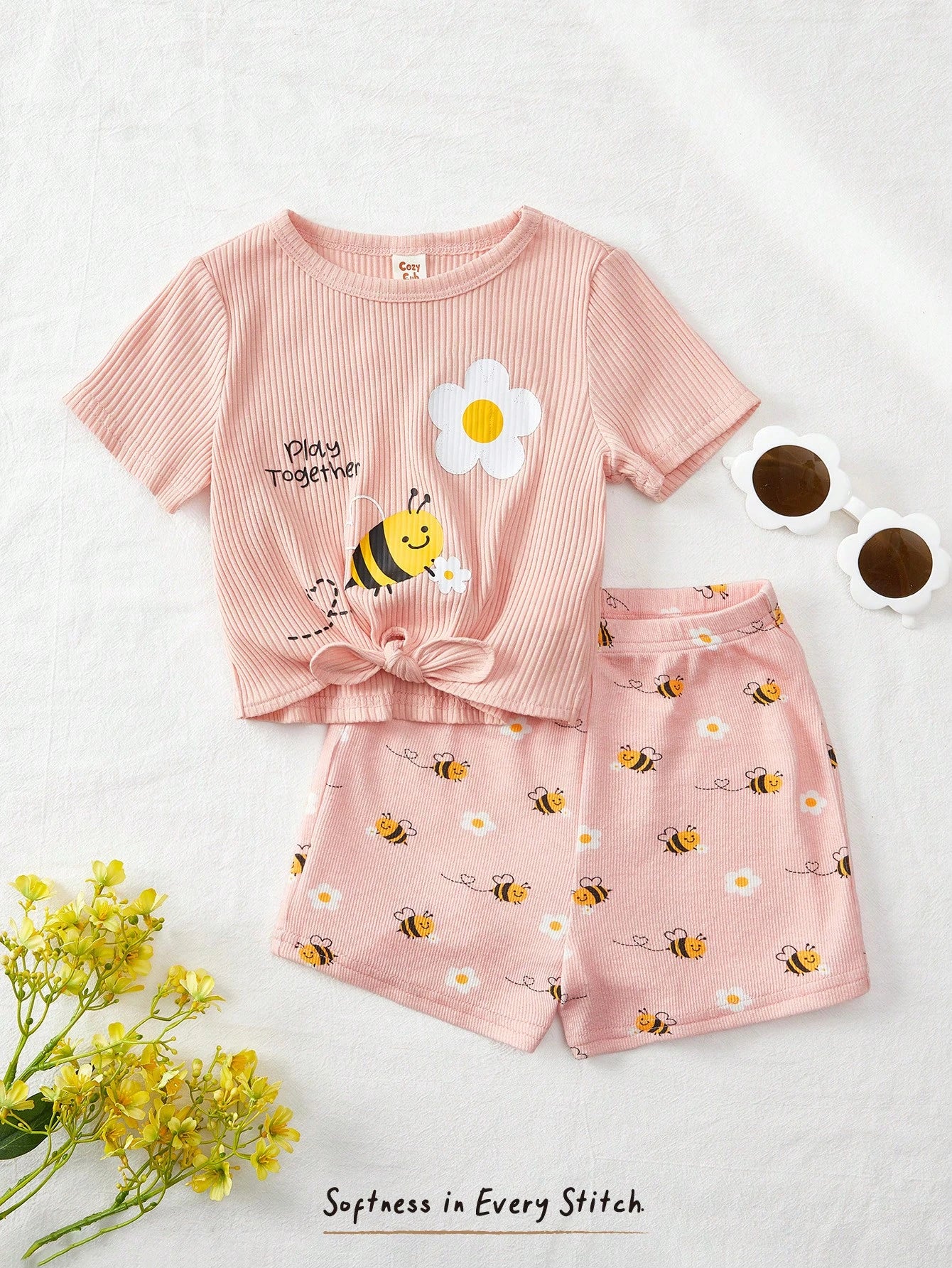 2pcs Girls Bee & Daisy Print Ribbed Knit Tee & Shorts Set - Blush