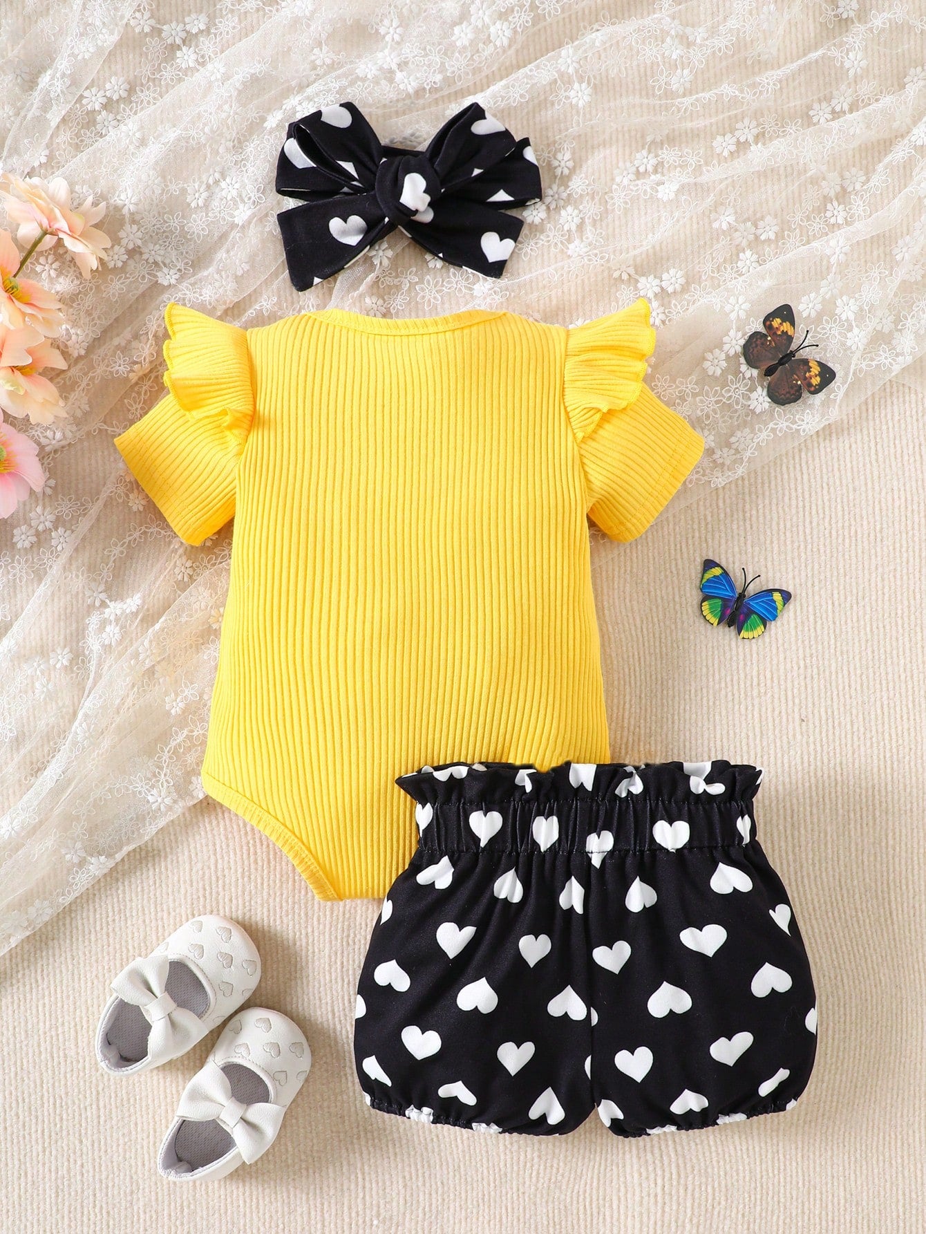 3pcs Baby Girls Ribbed Bodysuit & Heart Print Shorts Set - Buttercu...