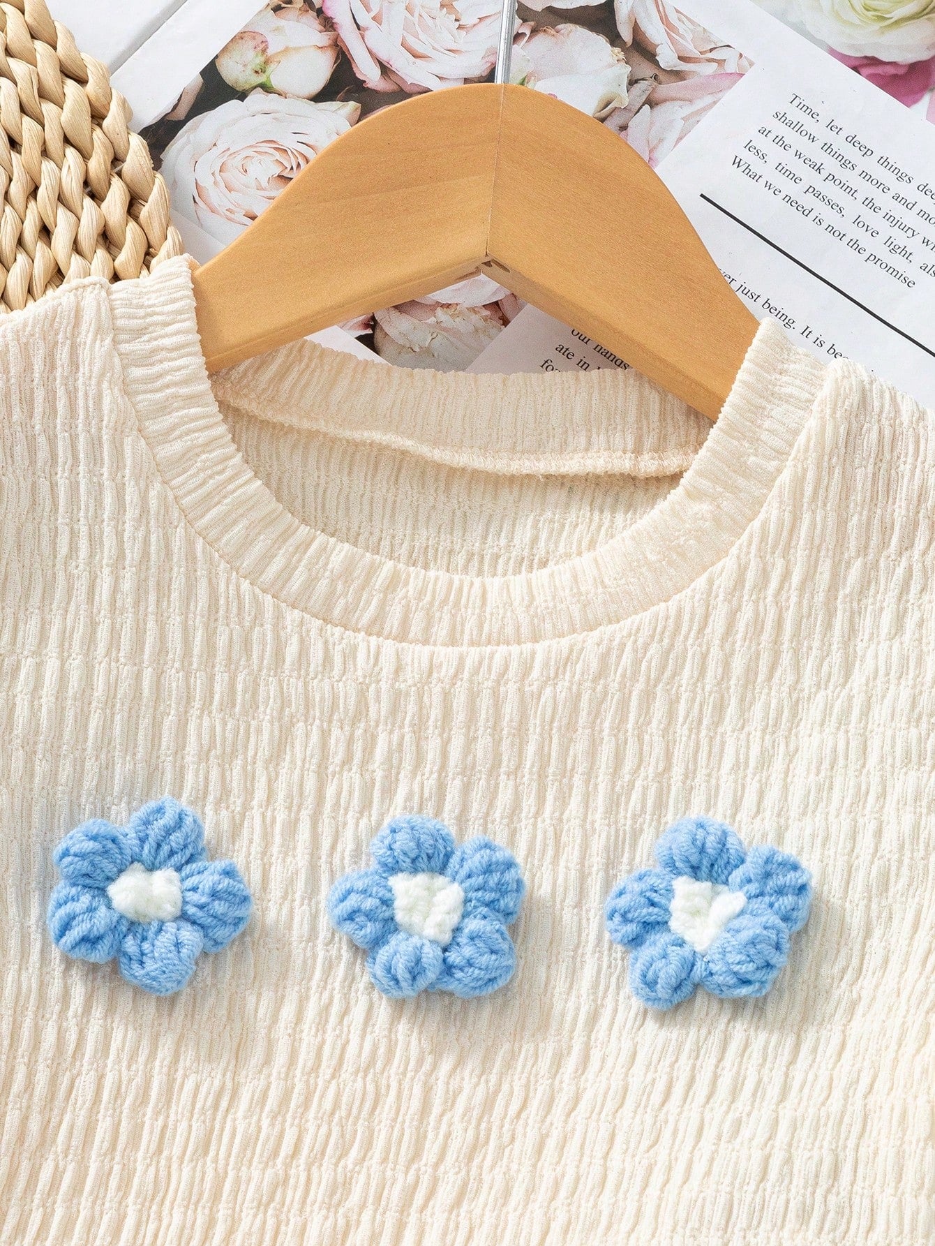 2pcs Little Girls Crochet Flower Tee & Wide-Leg Pants Set - Cerulea...