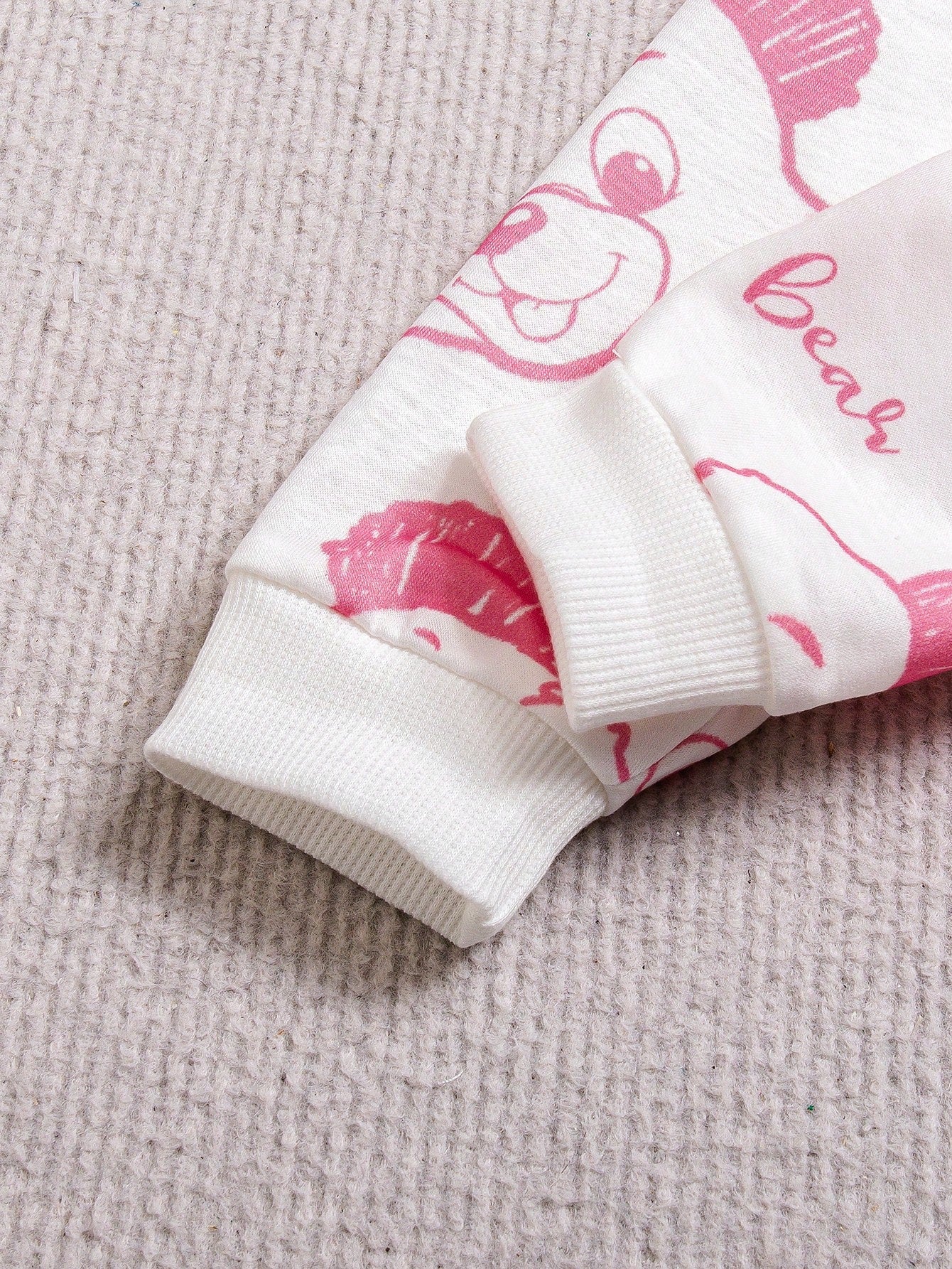 2pcs Baby Boys Bear Print Sweatshirt & Jogger Set - Ivory | 21 Cent...