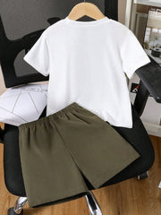 2pcs Boys Letter Graphic Tee & Shorts Set - Ivory