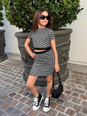 2pcs Big Girls Geo Print Crop Top & Mini Skirt Set - Onyx | 21 Cent...
