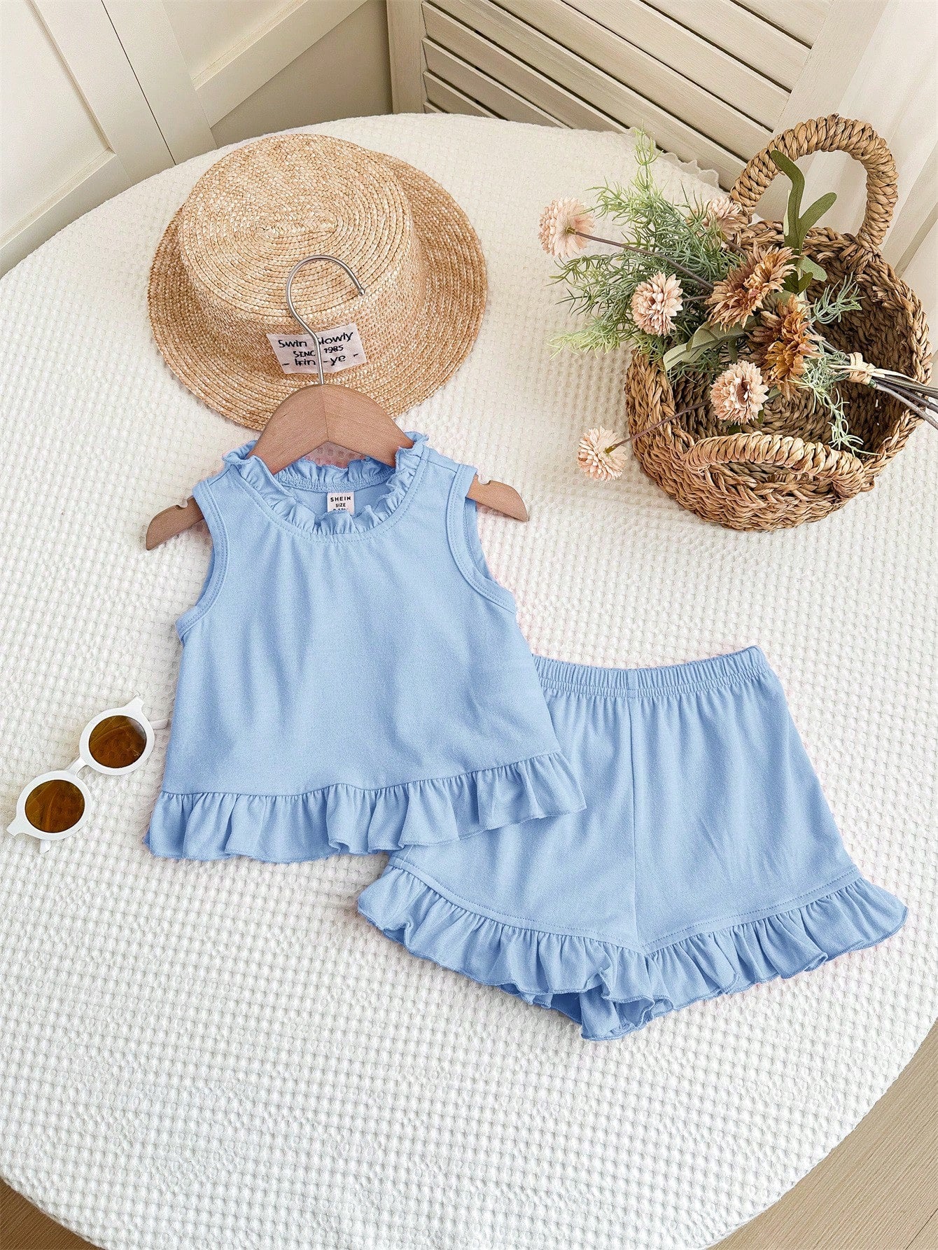 2pcs Girls Ruffle Bow-Back Tank Top & Shorts Set - Periwinkle | 21 ...