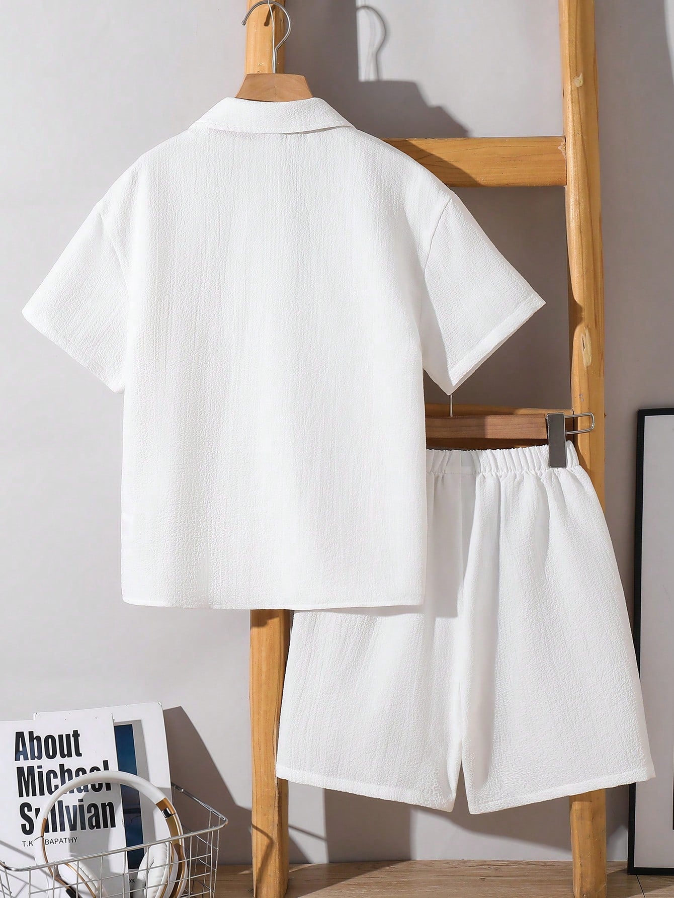 2pcs Big Boys Retro Textured Lapel Shirt & Shorts Set - Ivory