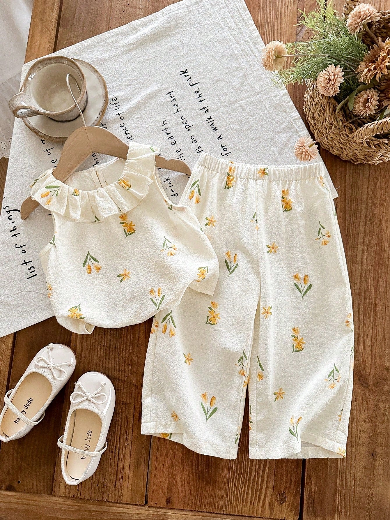 2pcs Girls Floral Ruffle Collar Top & Pants Set - Ivory | 21 Centur...