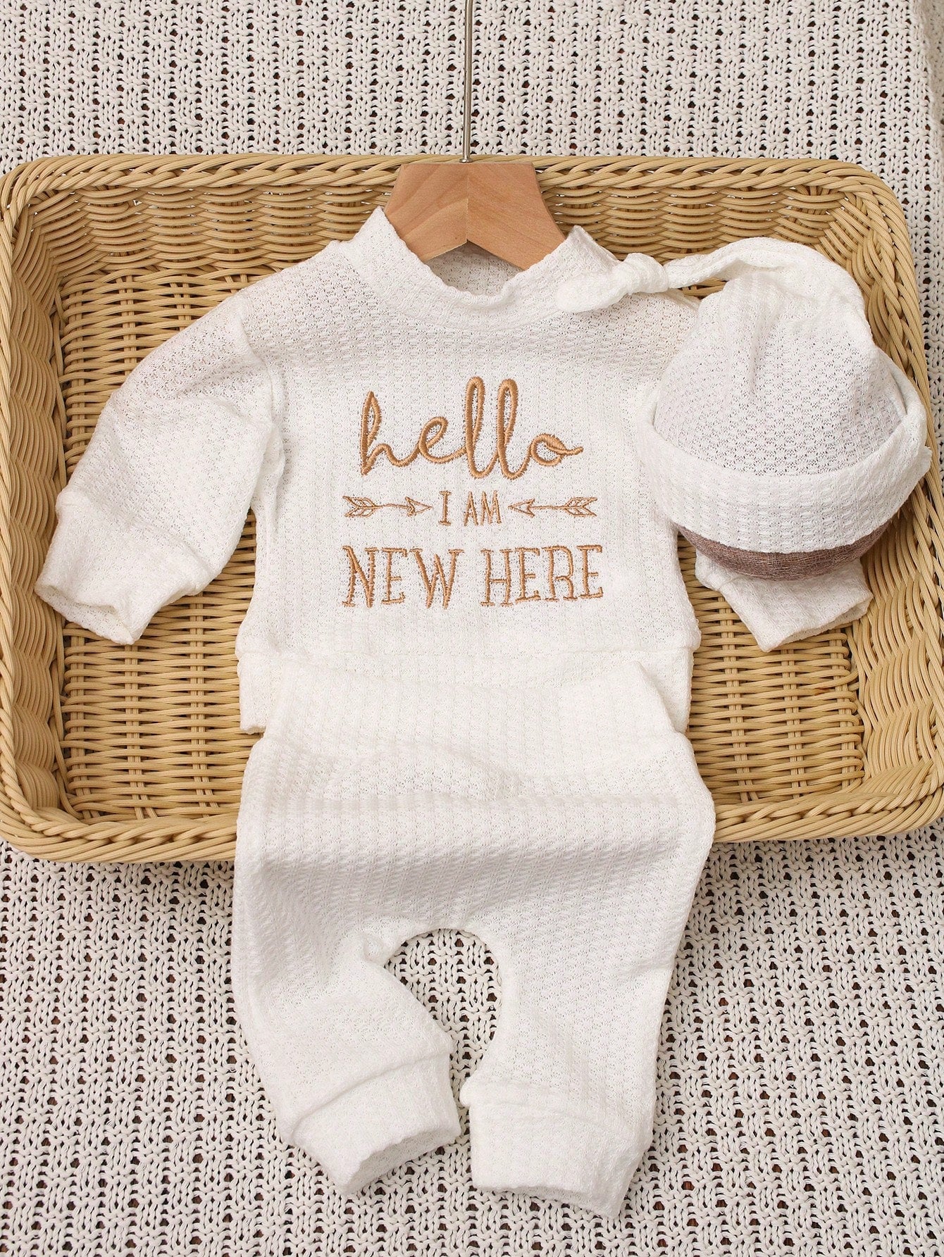 3pcs Baby Boys 'Hello I Am New Here' Embroidered Waffle Knit Set - ...