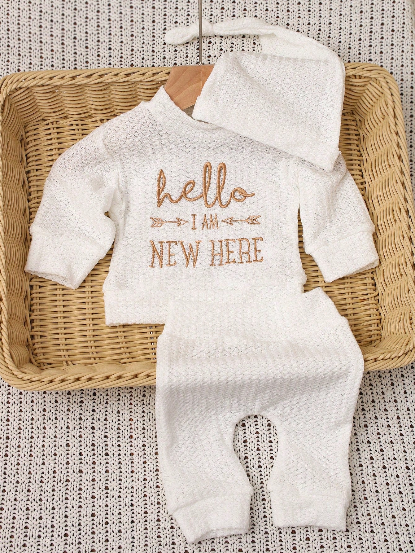 3pcs Baby Boys 'Hello I Am New Here' Embroidered Waffle Knit Set - ...