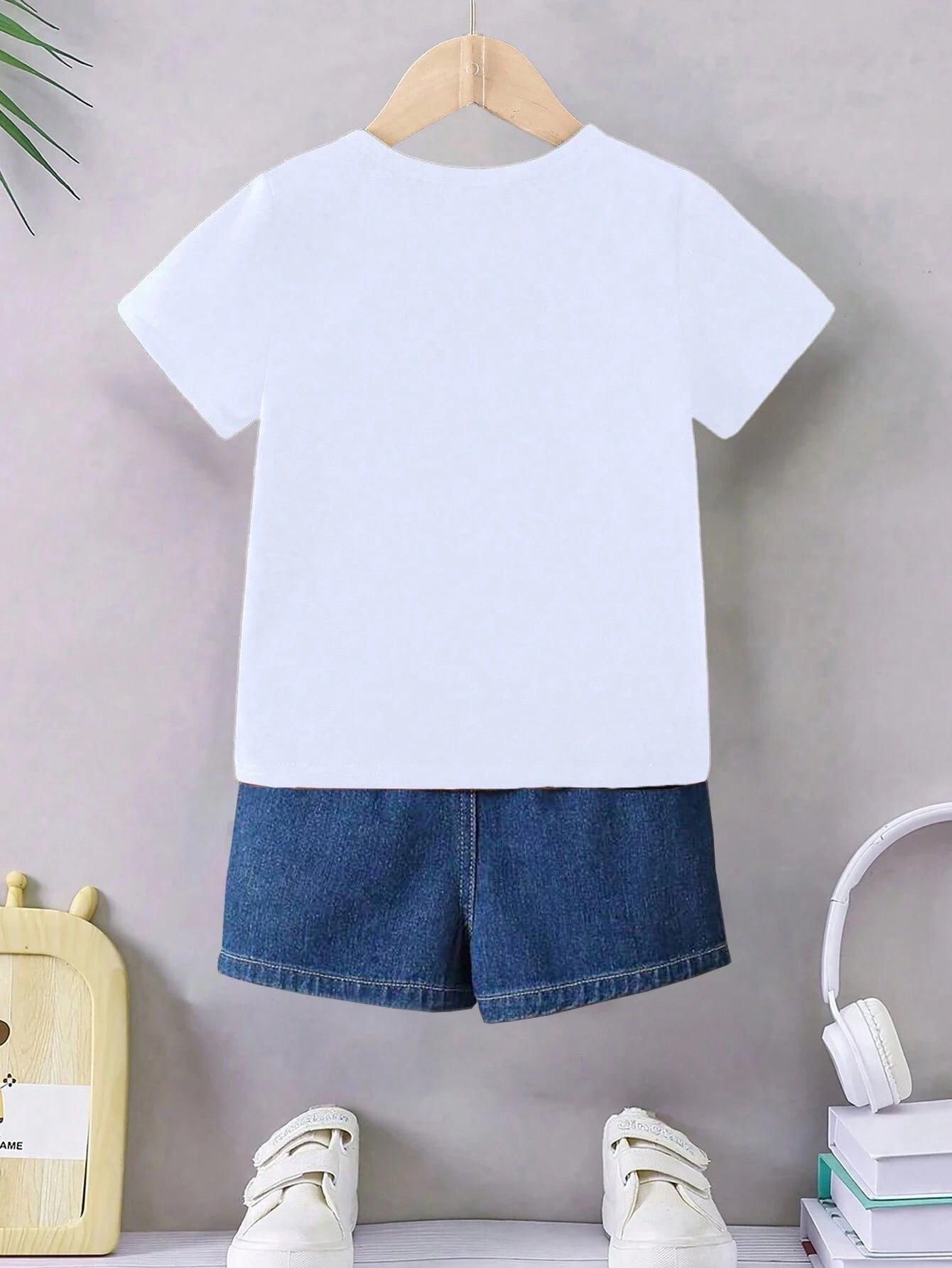 2pcs Boys 'Look Like My Daddy' Slogan Tee & Denim Shorts Set - Ivor...