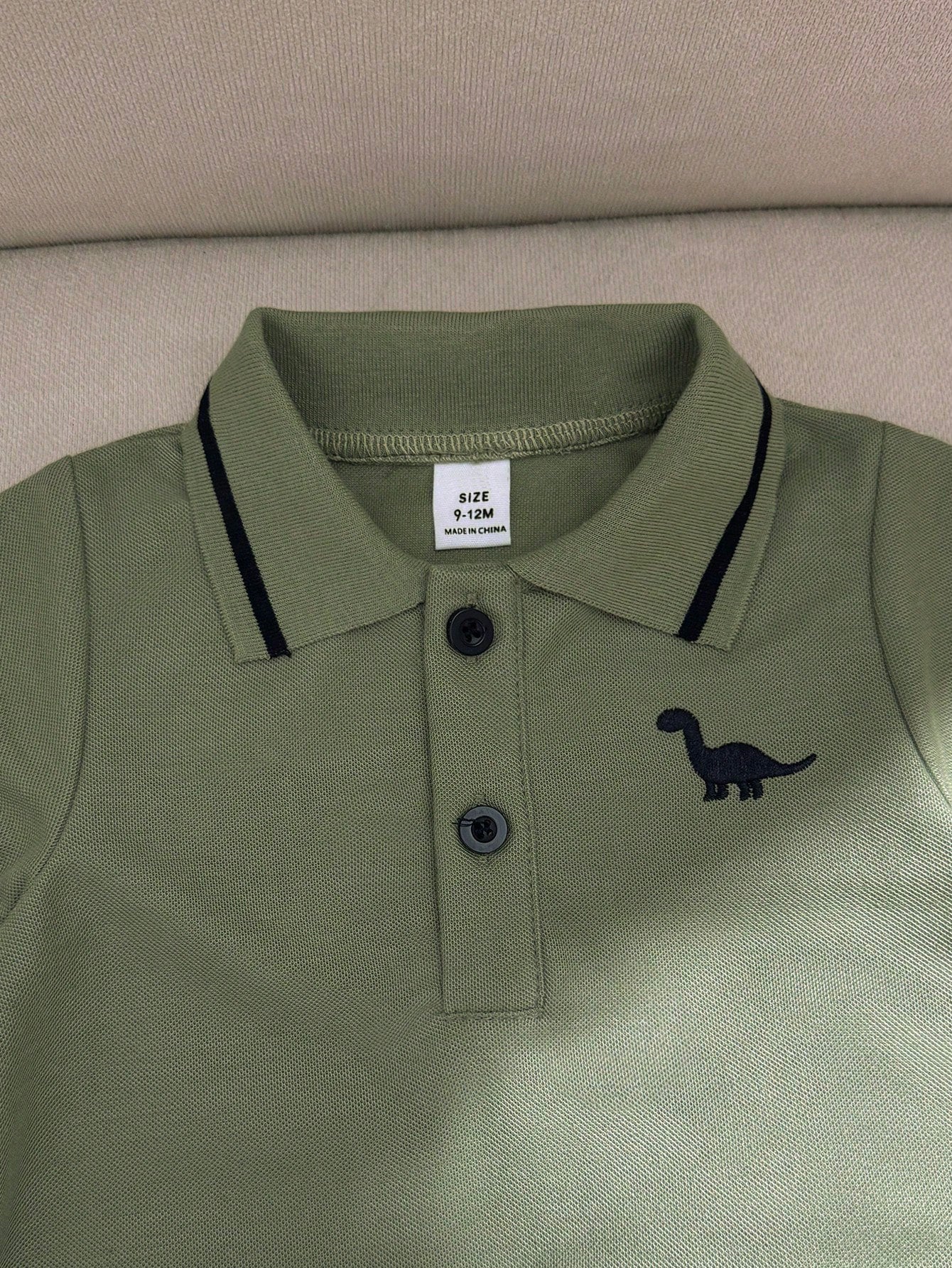 2pcs Boys Dinosaur Embroidered Polo & Shorts Set - Sage