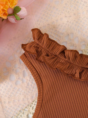 2pcs Girls Ruffle One-Shoulder Top & Floral Bow Shorts - Cognac