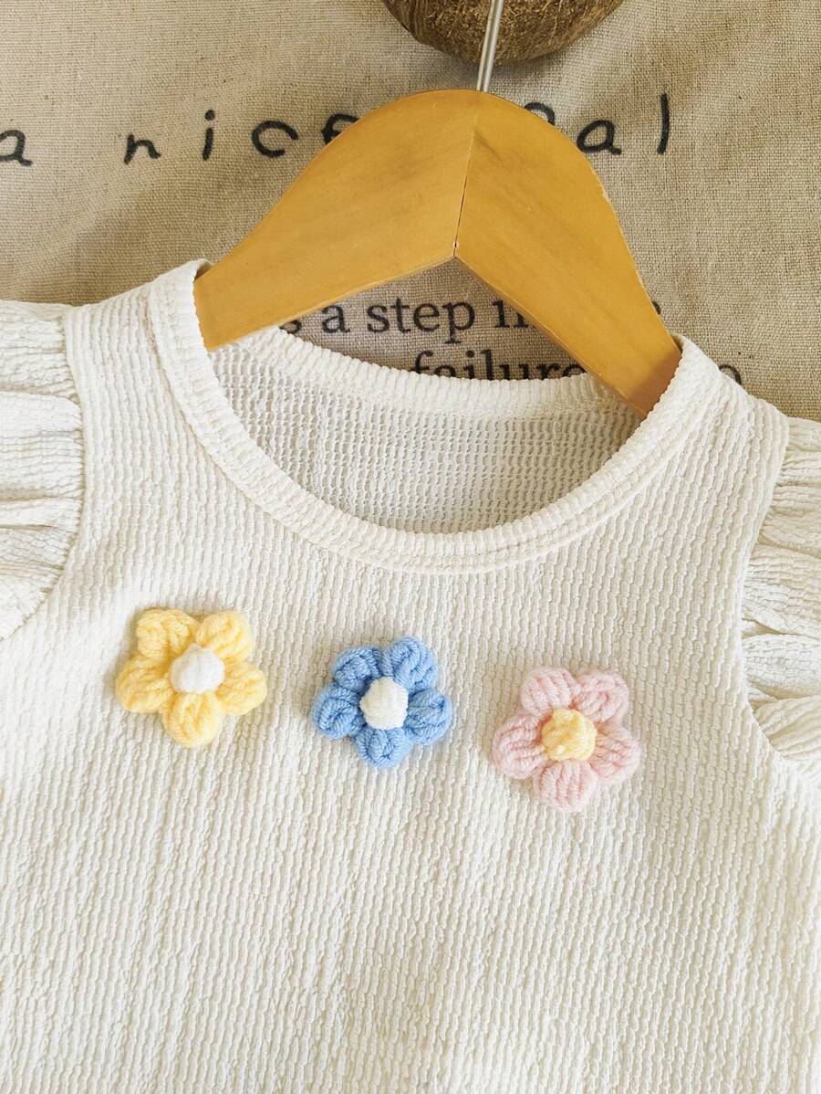 2pcs Girls Ruffle Floral Appliqué Top & Shorts Set - Ivory