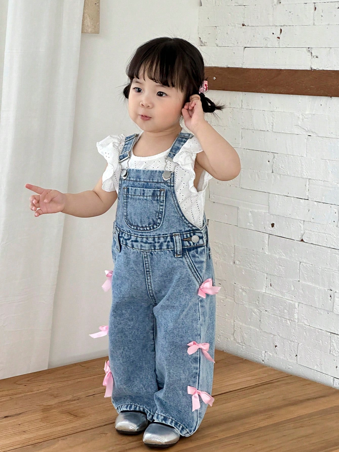 Girls Bow Embellished Wide-Leg Denim Bib Overall - Chambray | 21 Ce...