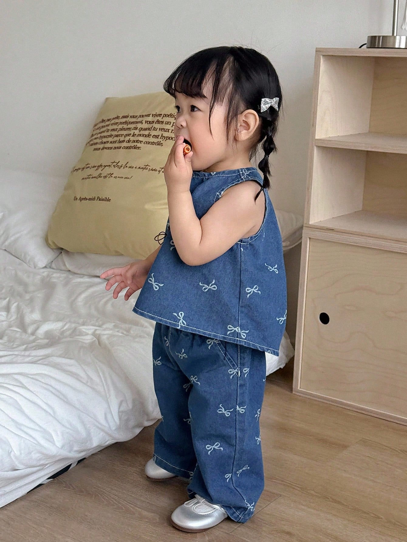 2pcs Girls Bow Print Denim Sleeveless Top & Wide-Leg Pants Set - Co...
