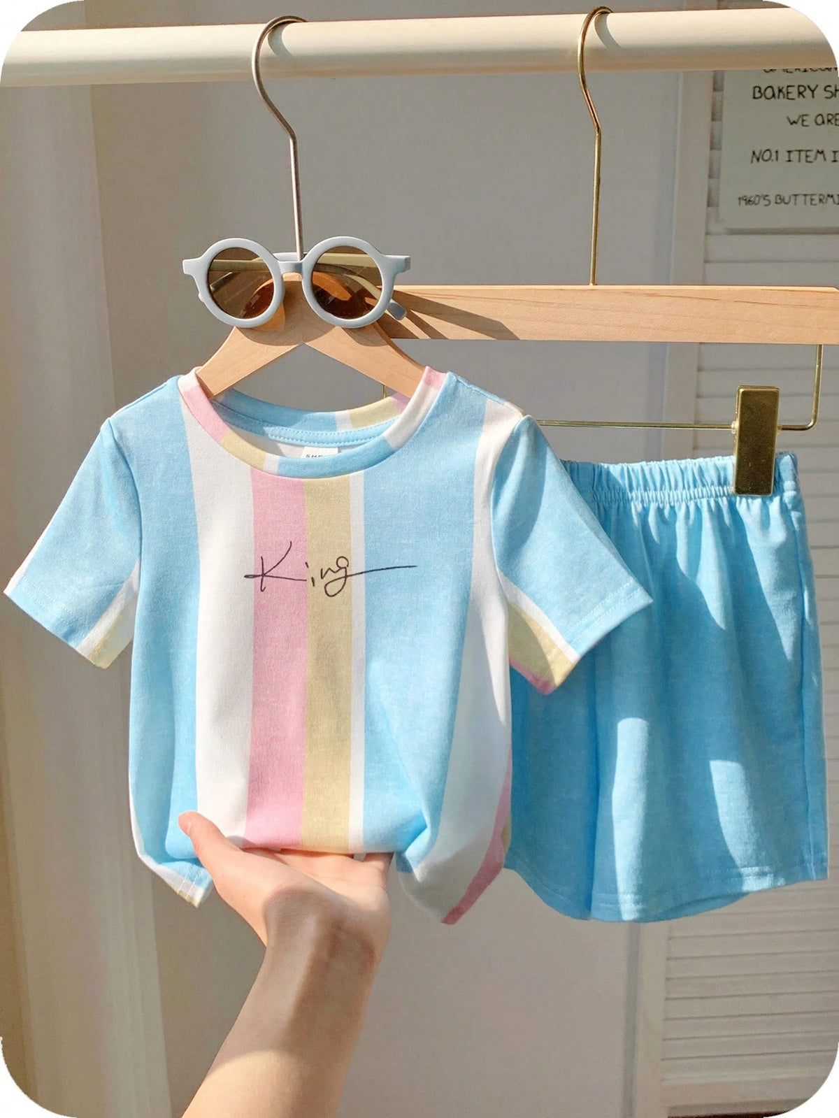 2pcs Little Boys Rainbow Stripe Tee & Shorts Set - Cerulean