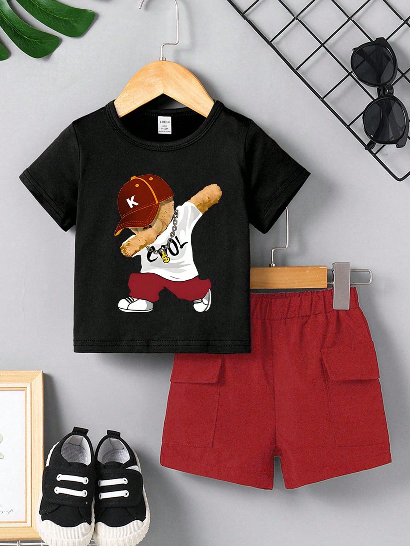 2pcs Boys Dabbing Bear Graphic Tee & Cargo Shorts Set - Onyx | 21 C...