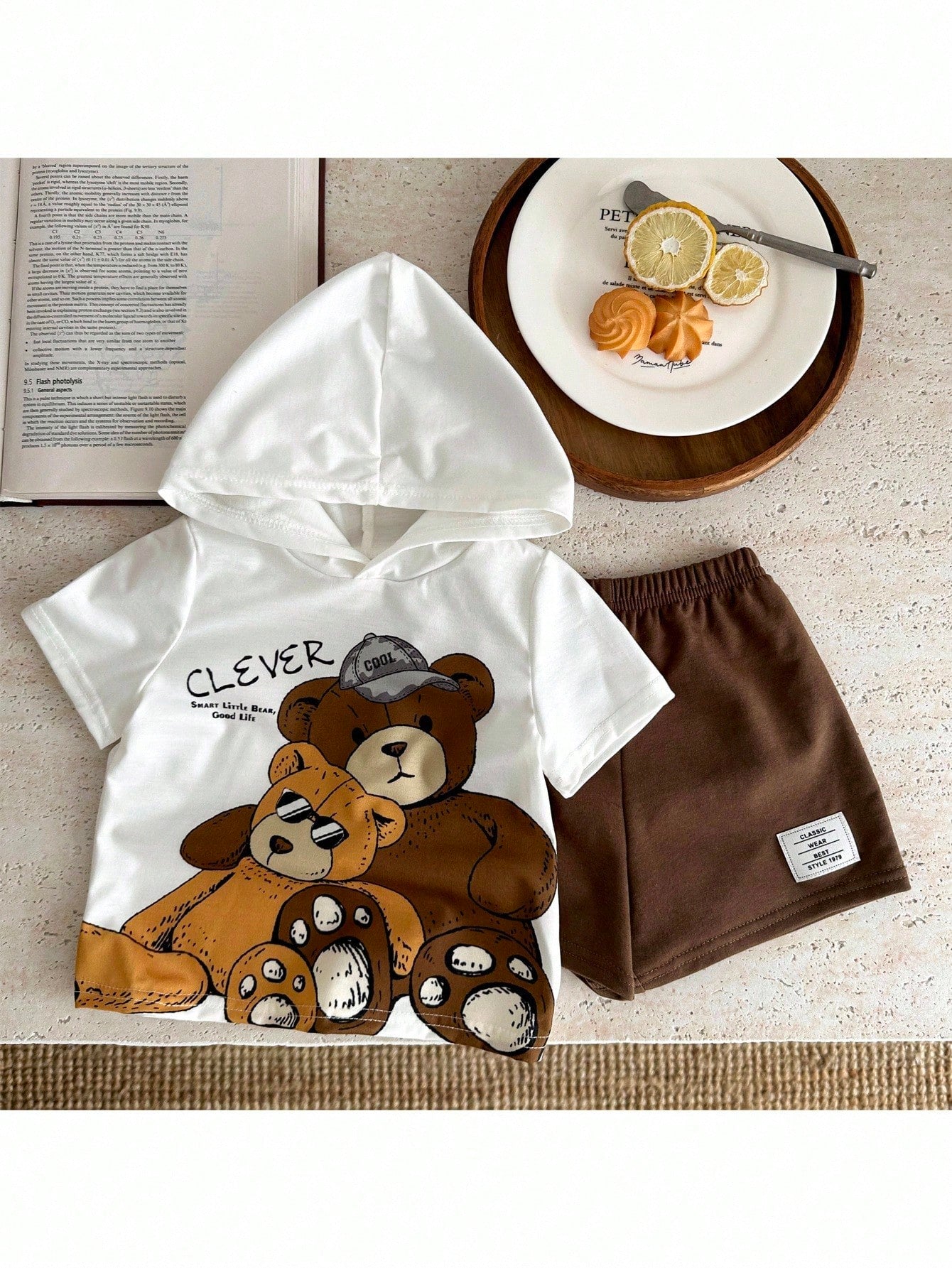 2pcs Unisex Clever Bear Graphic Hooded Tee & Shorts Set - Ivory | 2...