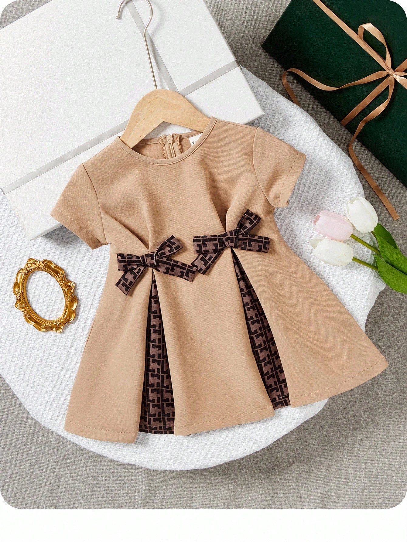 Girls Monogram Bow Detail A-Line Short Sleeve Dress - Latte | 21 Ce...