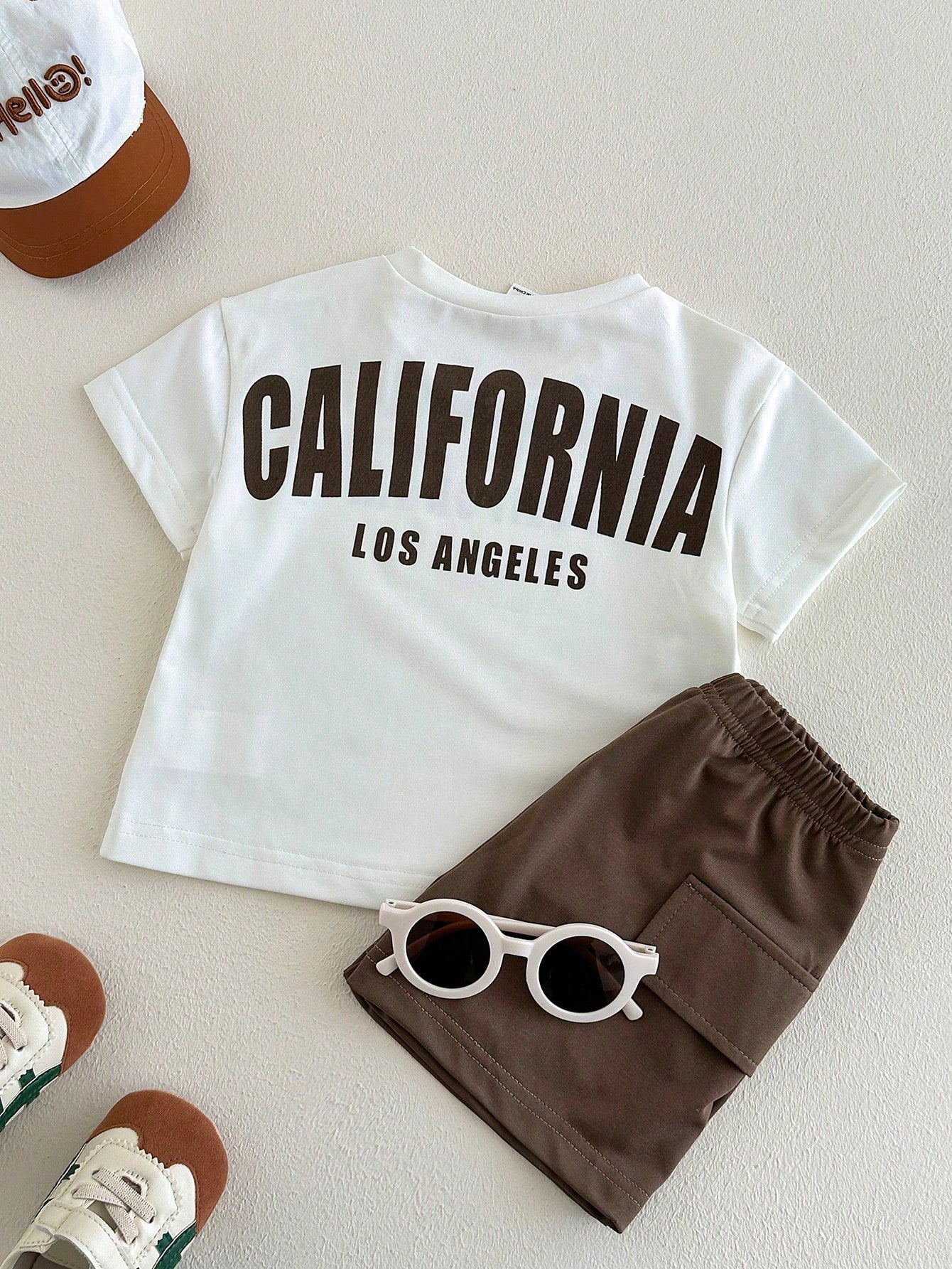 2pcs Boys California Graphic Tee & Cargo Shorts Set - Ivory