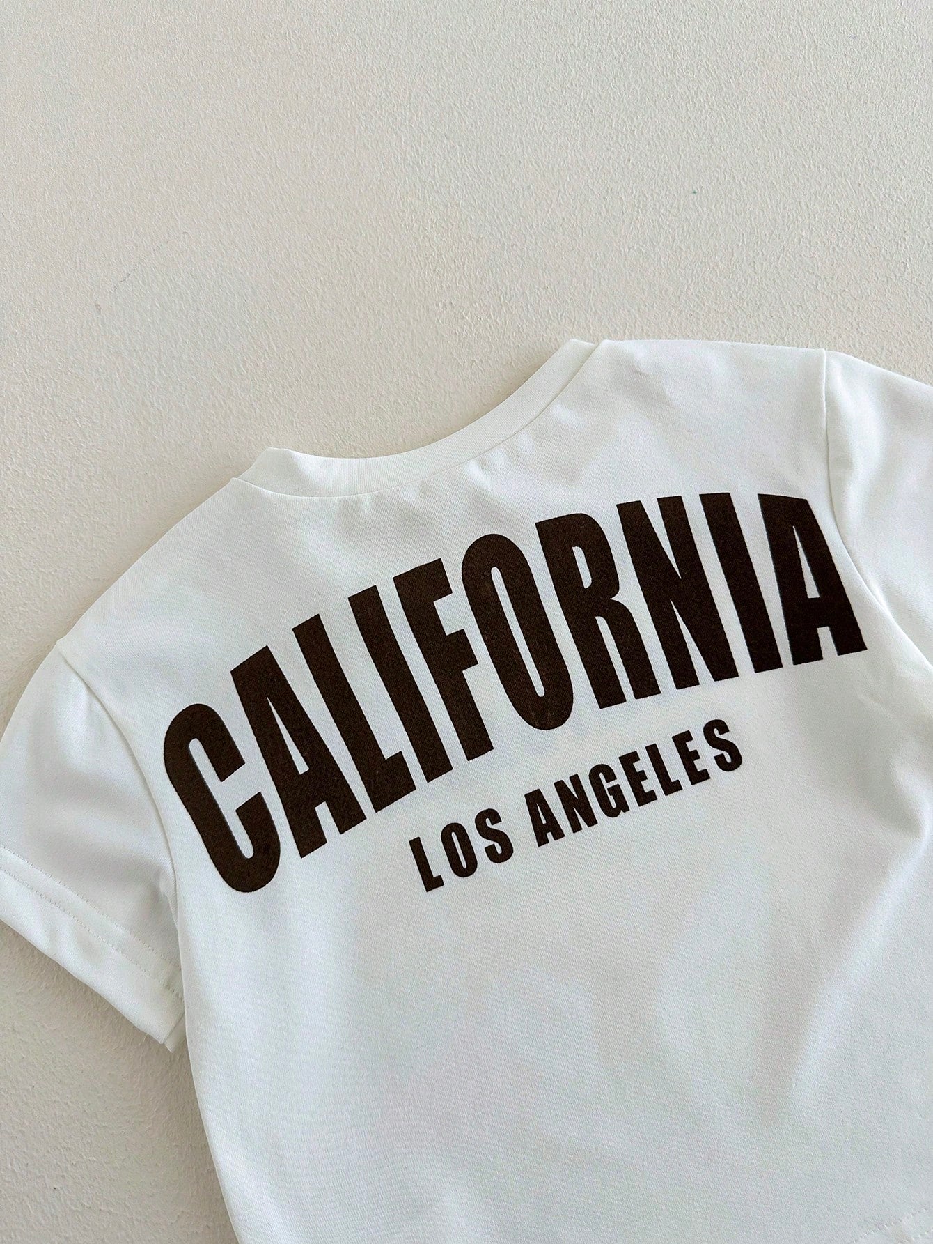 2pcs Boys California Graphic Tee & Cargo Shorts Set - Ivory