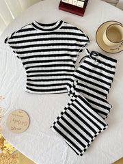 2pcs Girls Striped Waffle Knit Crop Top & Wide-Leg Pants Set - Ivor...