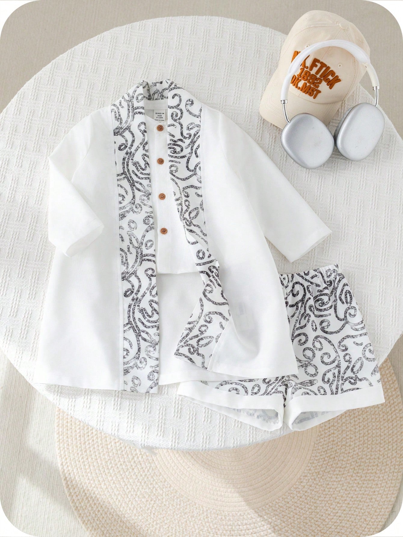 3pcs Boys Baroque Print Robe, Shirt & Shorts Set - Ivory | 21 Centu...