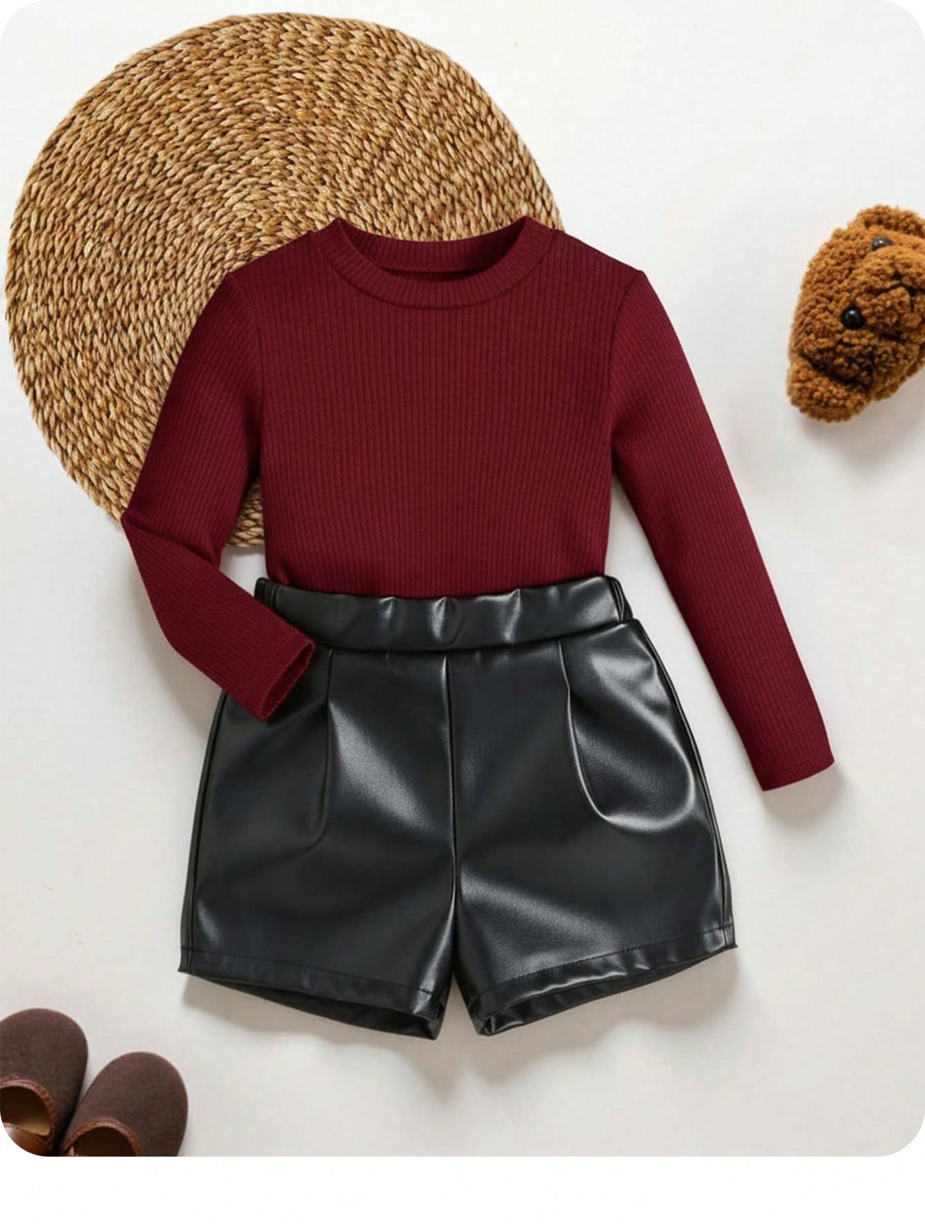 2pcs Girls Ribbed Knit Top & Faux Leather Shorts Set - Crimson | 21...
