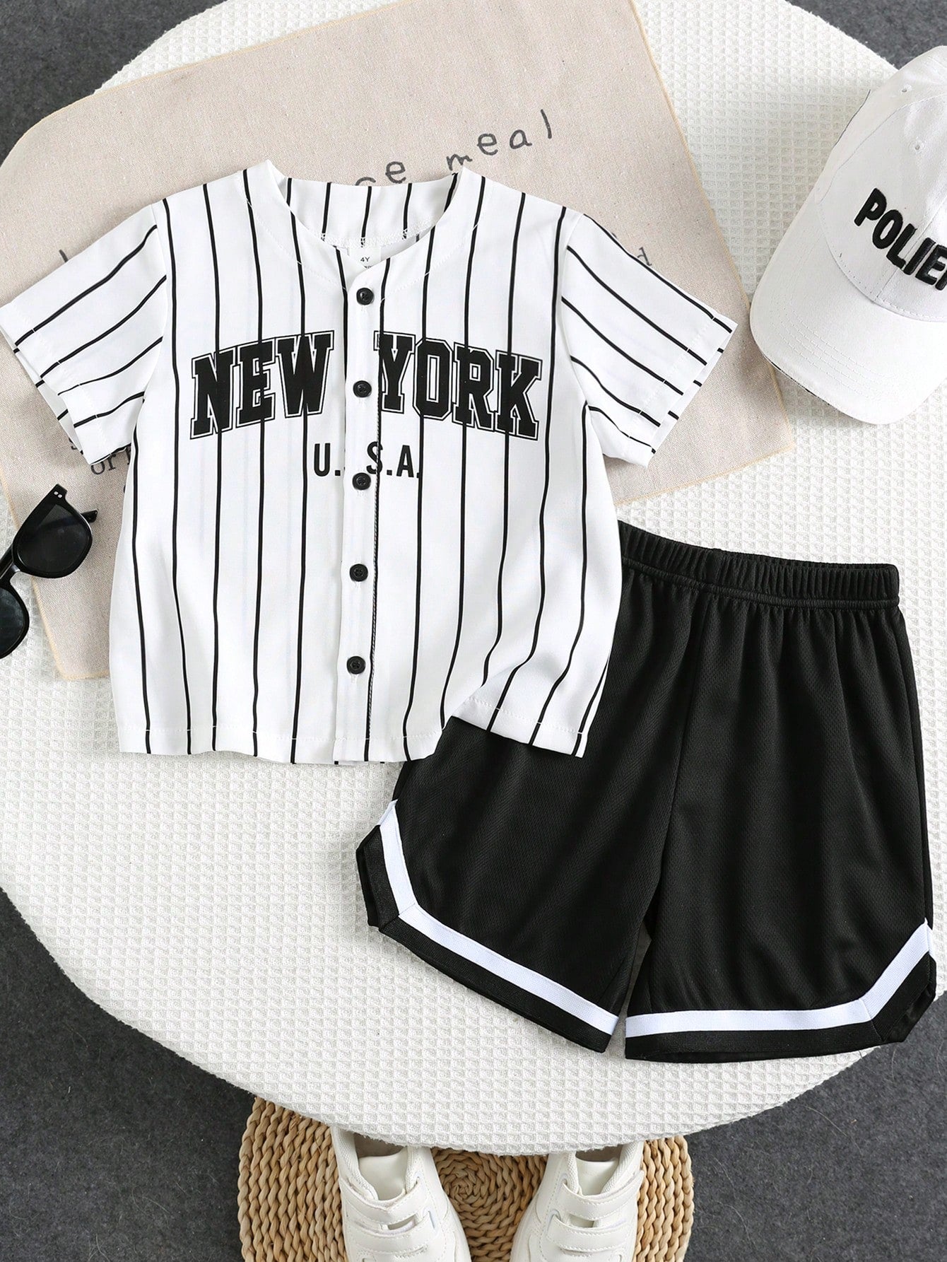 2pcs Boys New York Stripe Baseball Jersey & Shorts Set - Ivory