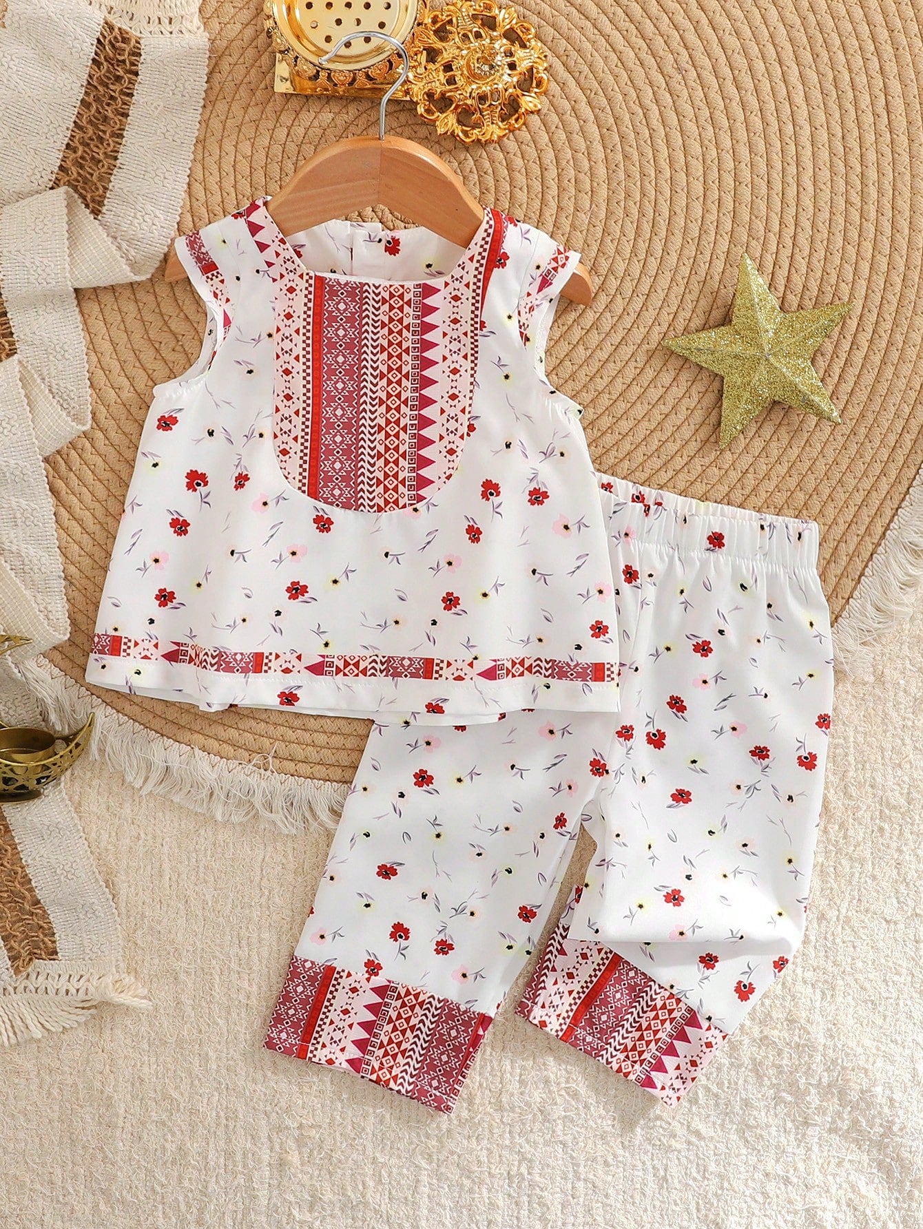 2pcs Girls Floral Aztec Print Ruffle Top & Pants Set - Ivory | 21 C...