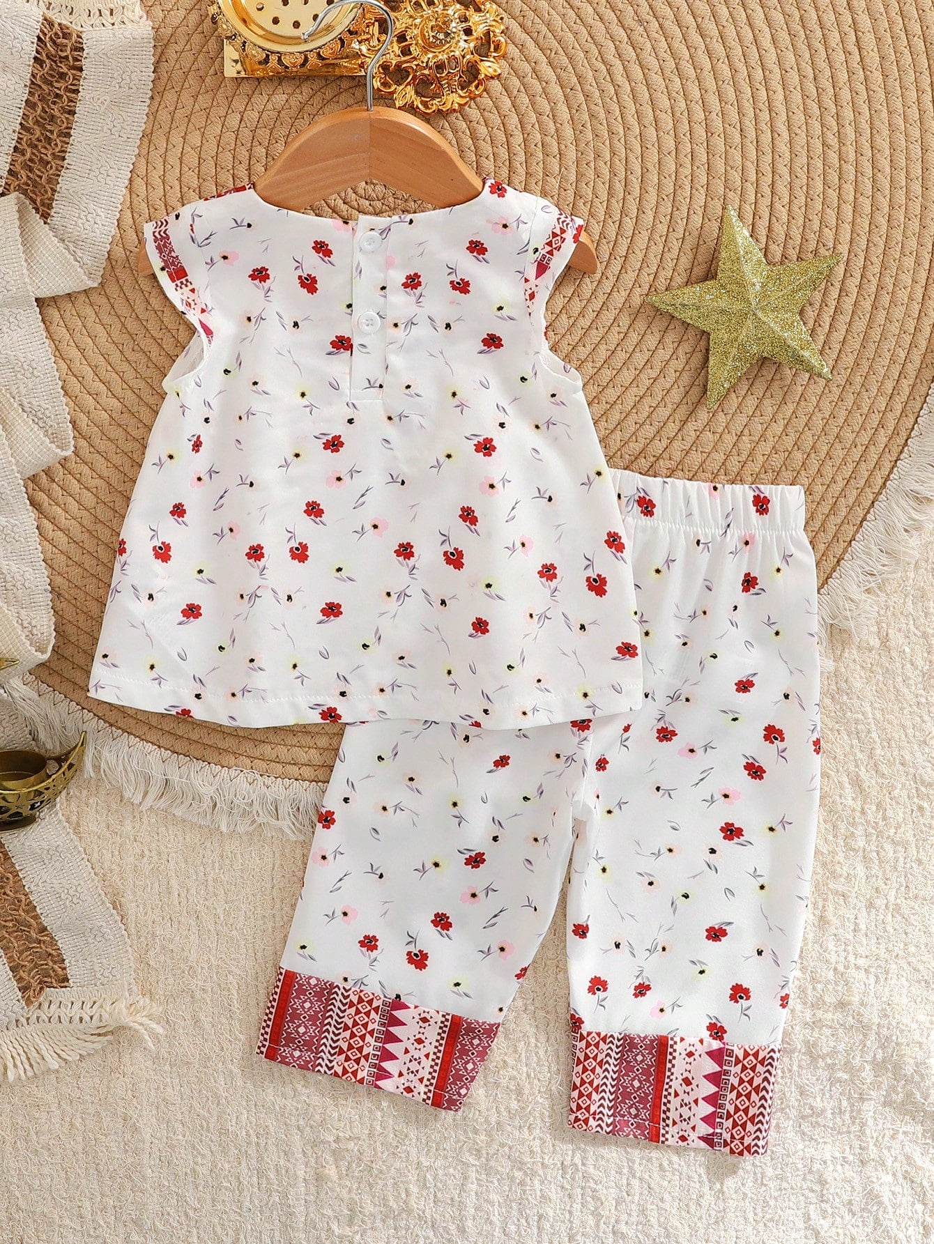 2pcs Girls Floral Aztec Print Ruffle Top & Pants Set - Ivory | 21 C...