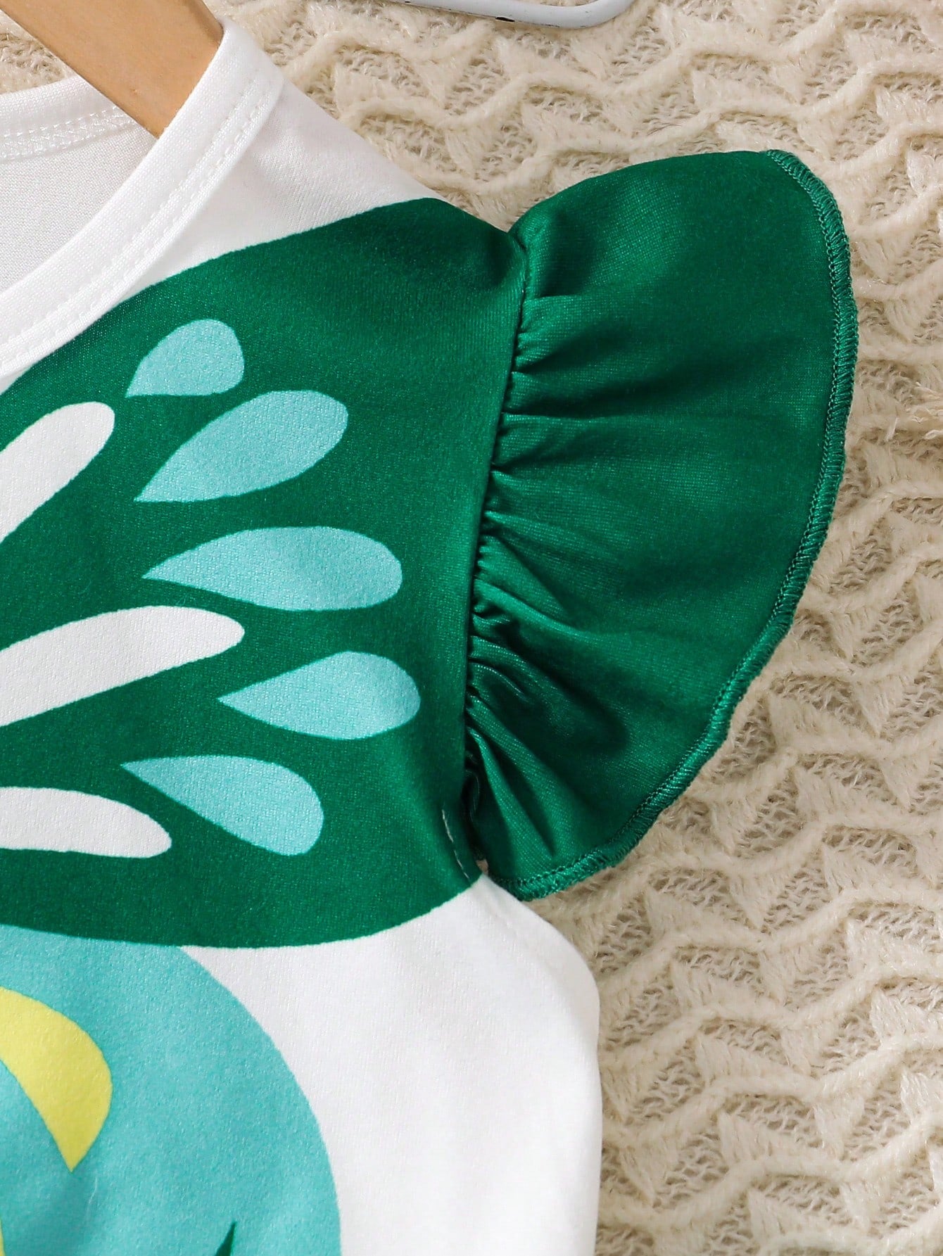 2pcs Girls Butterfly Flutter Sleeve Top & Bow Pants Set - Emerald |...