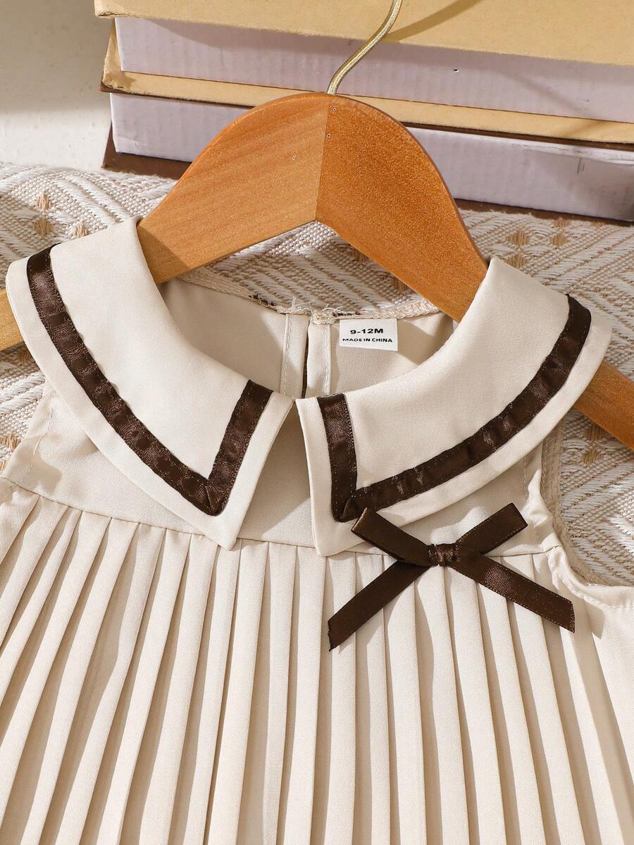 Girls Colourblock Pleated Peter Pan Collar Dress - Ecru | 21 Centur...