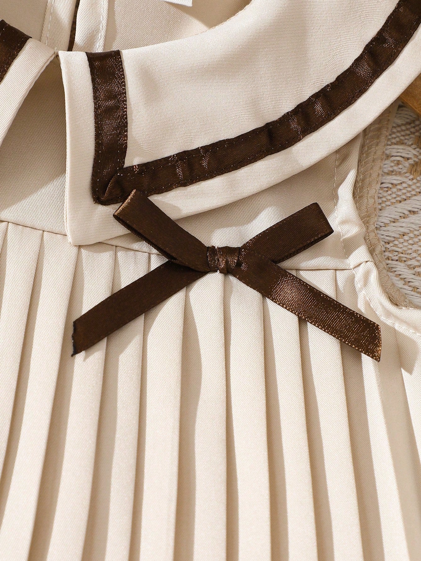Girls Colourblock Pleated Peter Pan Collar Dress - Ecru | 21 Centur...
