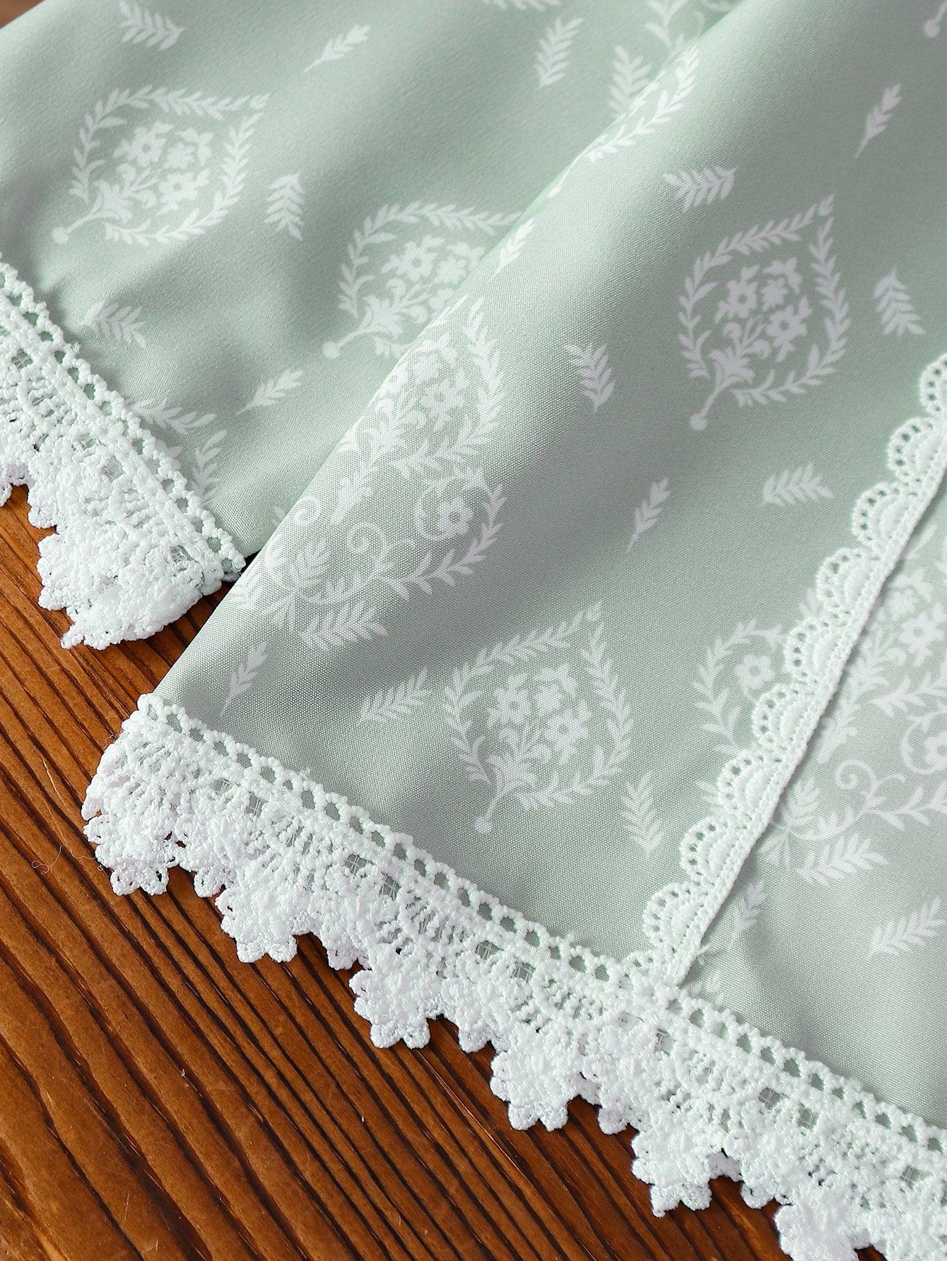 2pcs Girls Damask Print Lace-Trim Top & Wide-Leg Pants - Sage | 21 ...
