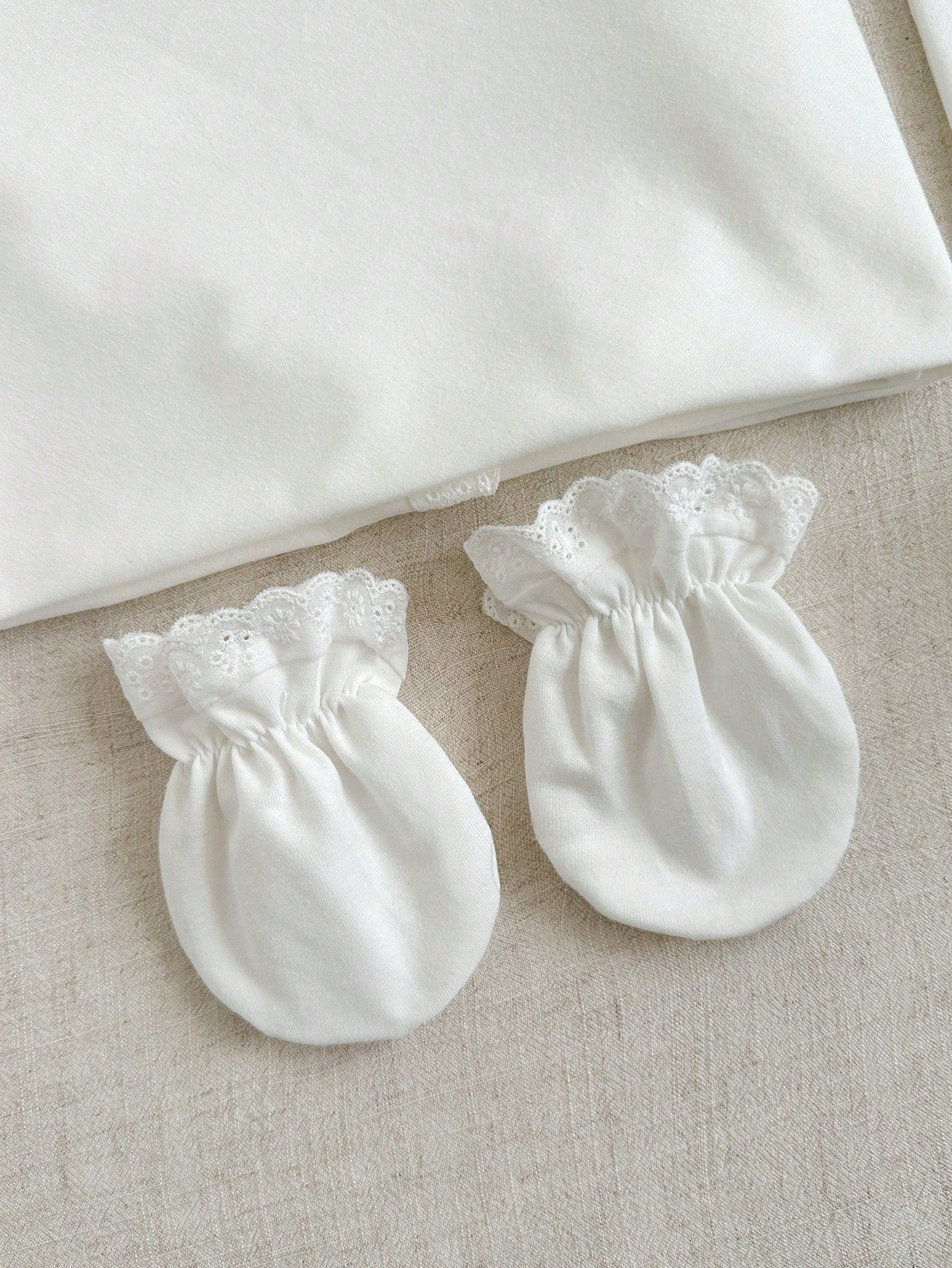 4pcs Baby Girls Lace-Trim Footed Sleepsuit Gift Set - Ivory | 21 Ce...