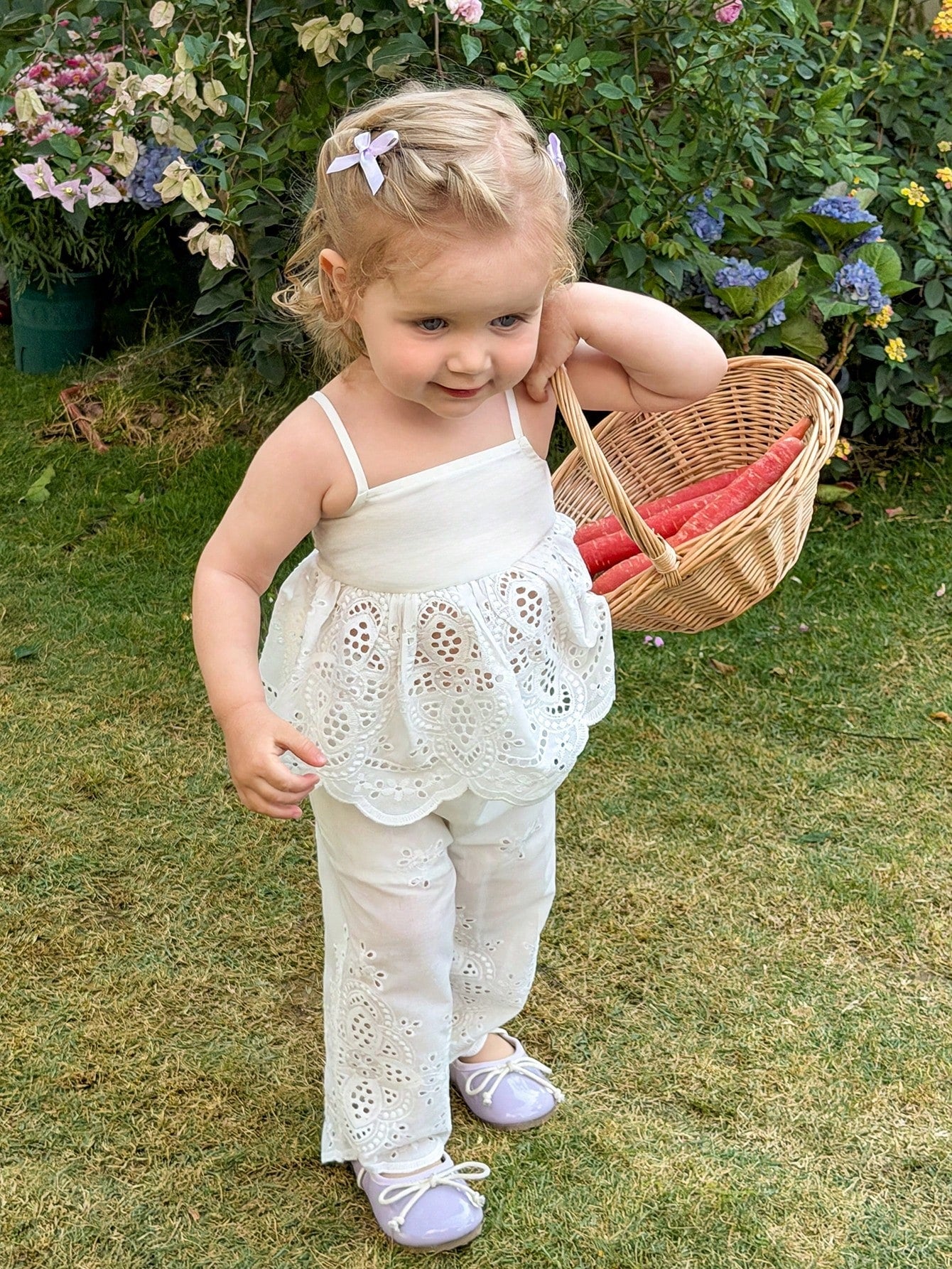 2pcs Girls Broderie Anglaise Camisole & Pants Set - Ivory | 21 Cent...