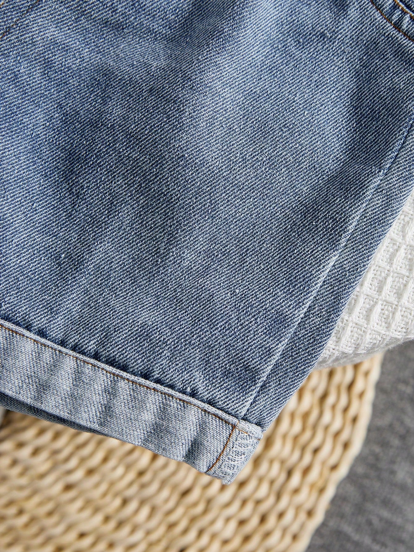 2pcs Toddler Boys Boston Embossed Tee & Denim Shorts Set - Chambray