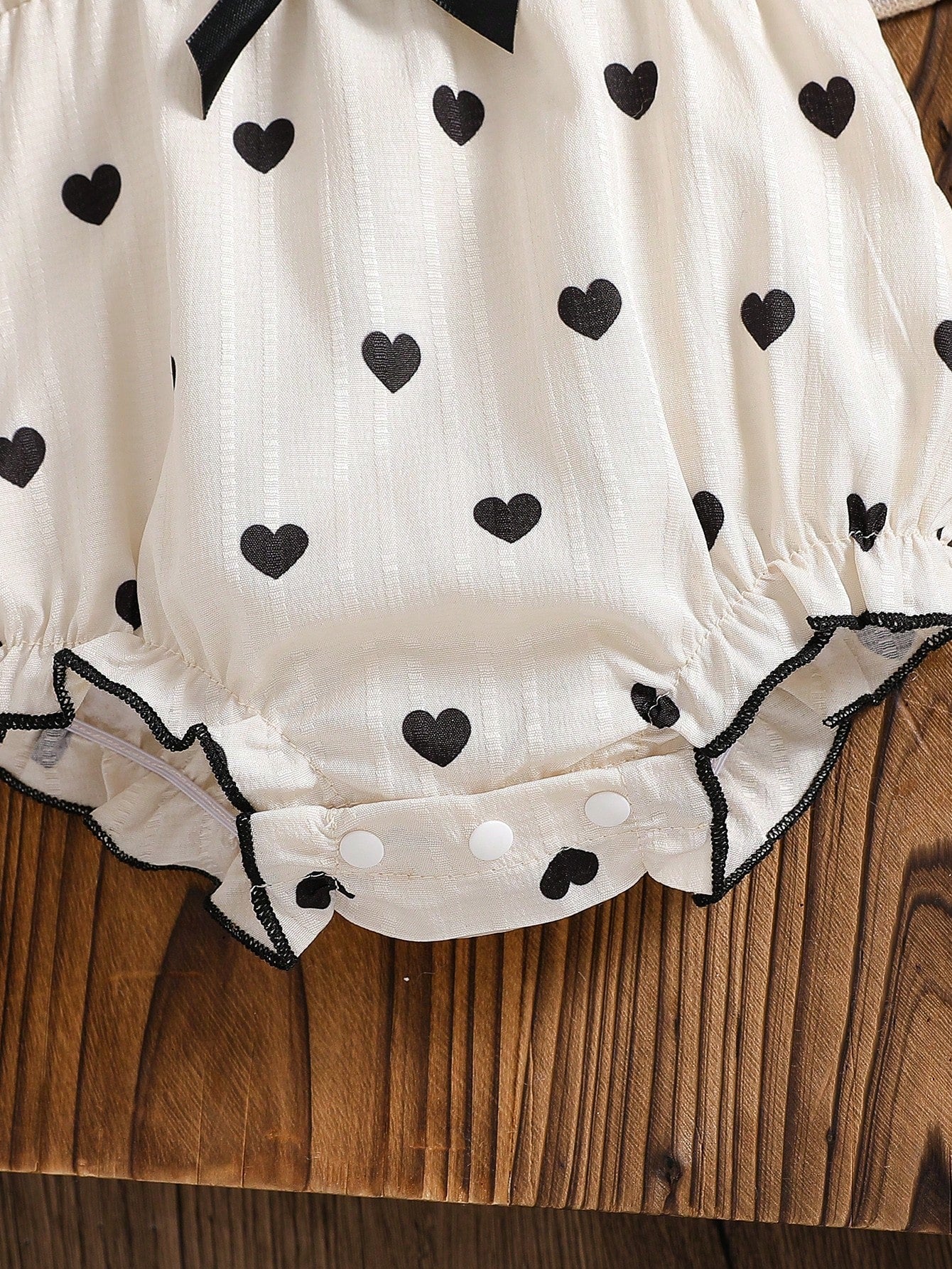 Baby Girls Heart Print Ruffle Romper Set - Ivory