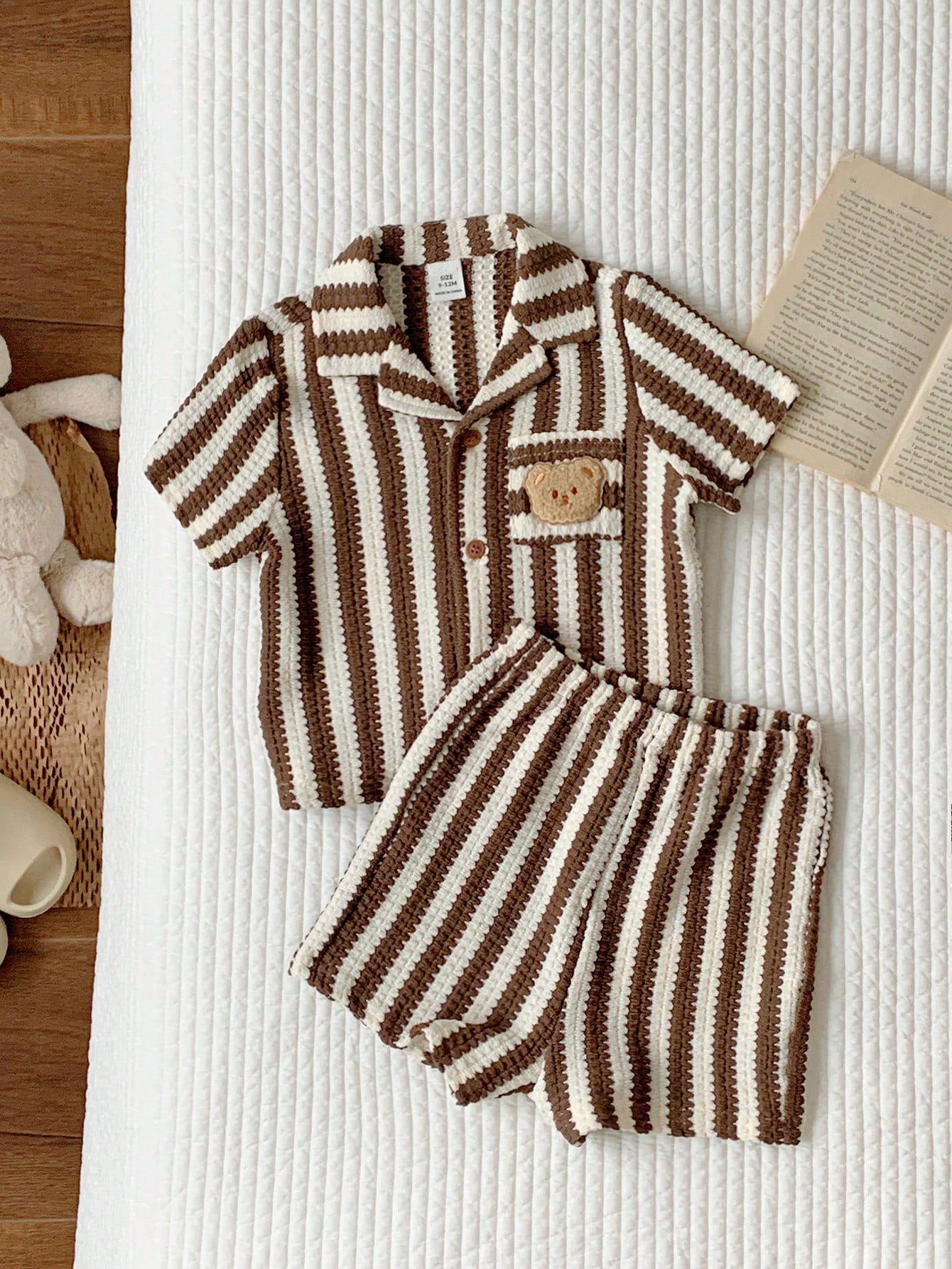 2pcs Boys Striped Knit Resort Collar Shirt & Shorts Set - Latte