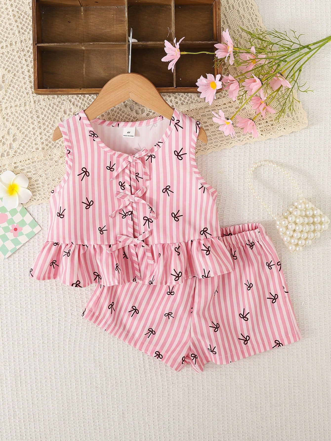2pcs Girls Striped Ruffle Peplum Top & Shorts Set - Blush