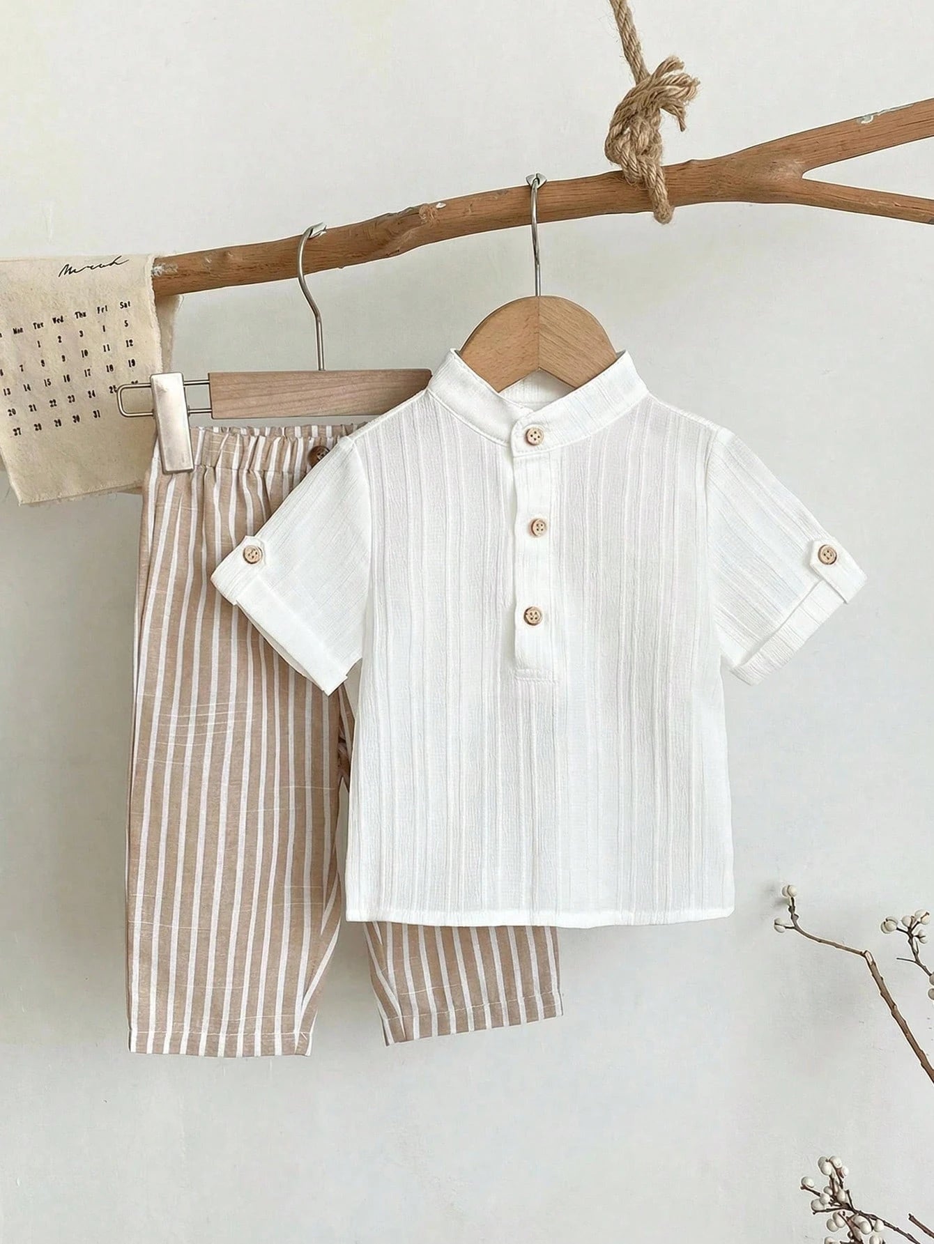 2pcs Boys Stand Collar Shirt & Striped Trousers Set - Ivory